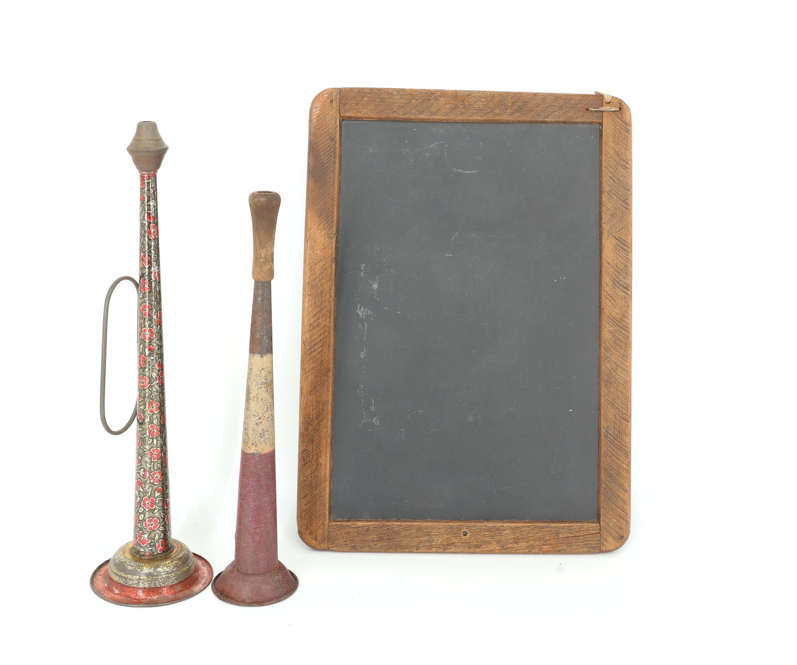 SLATEBOARD AND TIN HORNS: SCHOOL SLATE BOARD WITH WOODEN TRIM 10" X 13 3/4". WITH, TWO TIN LITHO HORNS. PLEASE READ CAREFULLY - ITEMS MUST BE PAID FOR THROUGH LIVE AUCTIONEERS OR WITH CASH OR CHECK IN PERSON - Terms for