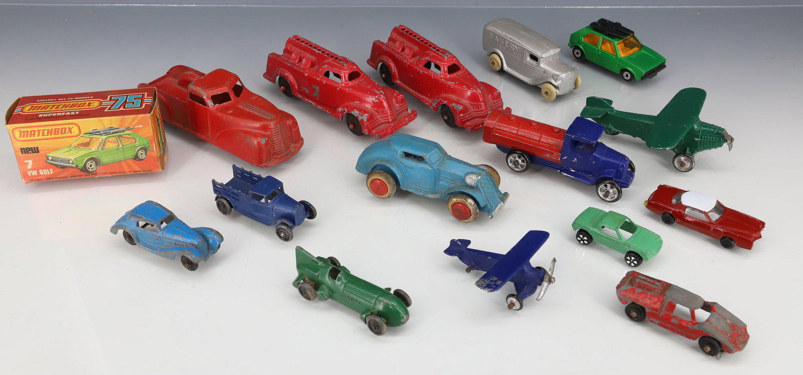 LOT OF VINTAGE TOY TRUCKS, AIRPLANES AND MORE (1 of 13)