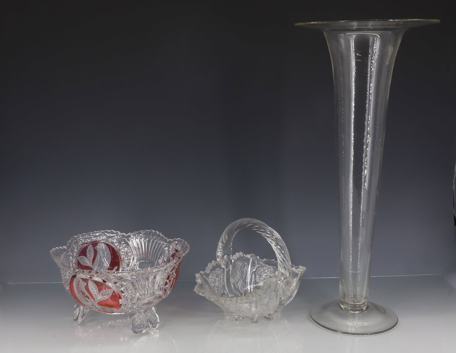 LOT OF BLOWN AND PRESSED GLASS (1 of 7)