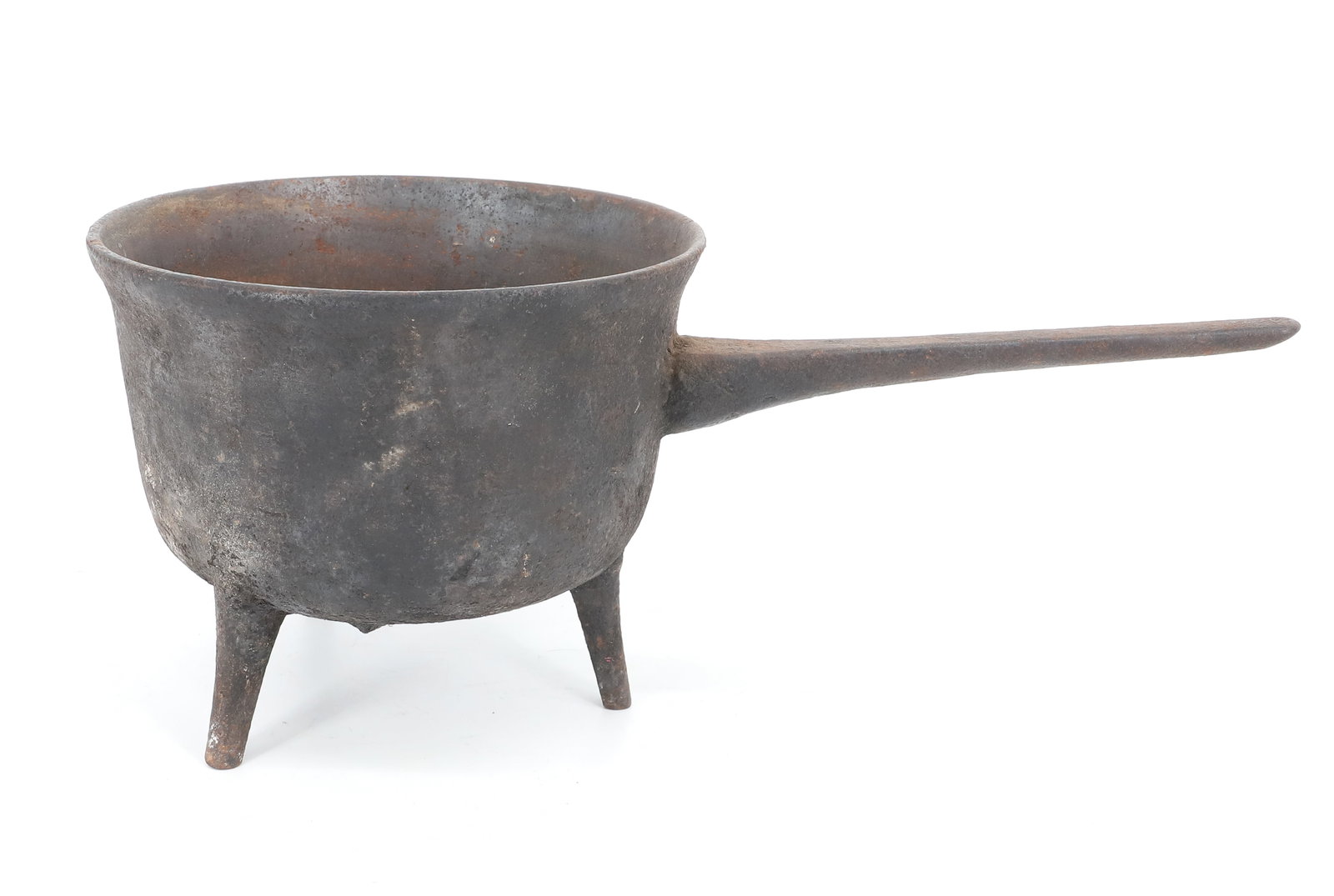 CAST IRON TRIPOD POSNET (1 of 4)