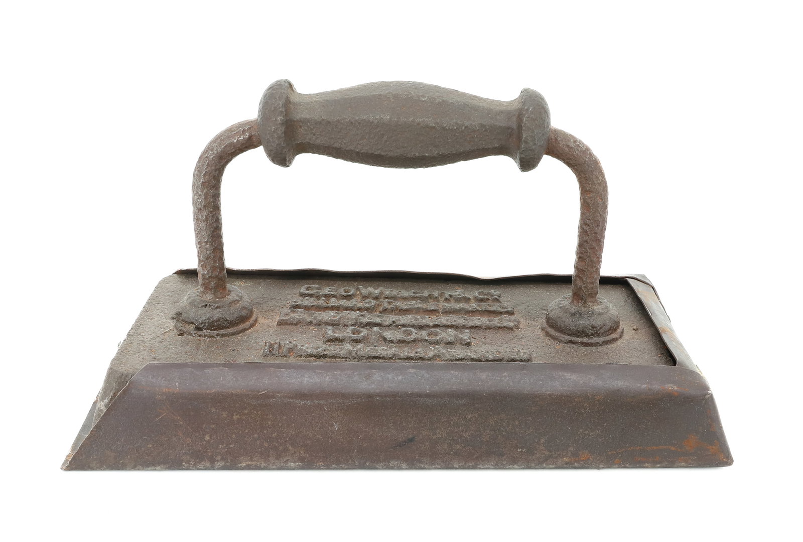 BILLIARD TABLE IRON: GEORGE WRIGHT AND CO. BILLIARD TABLE MAKERS, LONDON. WITH METAL SLEEVE. 11" X 5 1/2". PLEASE READ CAREFULLY - ITEMS MUST BE PAID FOR THROUGH LIVE AUCTIONEERS OR WITH CASH OR CHECK IN PERSON - Terms