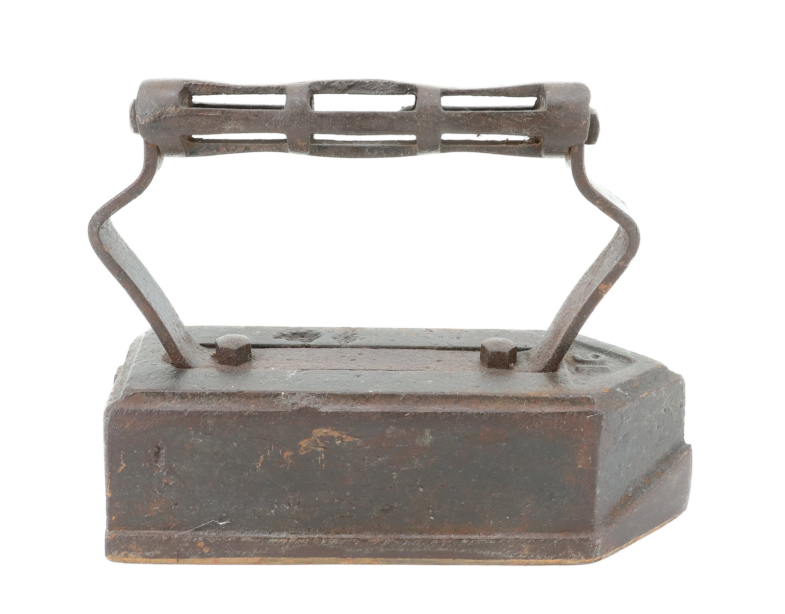 ANTIQUE TAILOR IRON: UNUSUAL OPEN HANDLE. #16 TAILOR IRON. UNMARKED. 9" L. PLEASE READ CAREFULLY - ITEMS MUST BE PAID FOR THROUGH LIVE AUCTIONEERS OR WITH CASH OR CHECK IN PERSON - Terms for Purchasing and Shipping of Auc
