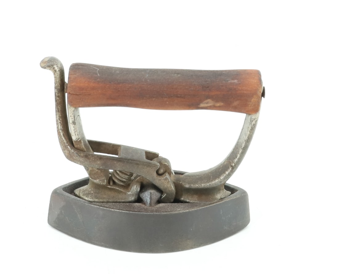 SMALL SIZE DETACHABLE HANDLE IRON (1 of 4)