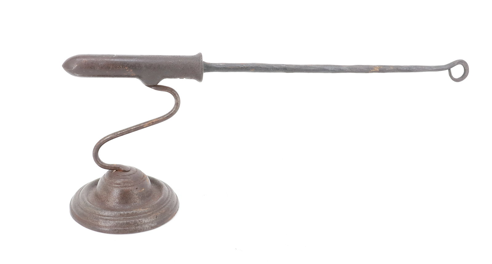 EUROPEAN GOFFERING IRON: SINGLE BARREL WITH "S" POST ON CIRCULAR BASE. HEAT ROD INCLUDED. 5" L. PLEASE READ CAREFULLY - ITEMS MUST BE PAID FOR THROUGH LIVE AUCTIONEERS OR WITH CASH OR CHECK IN PERSON - Terms for Purchasing