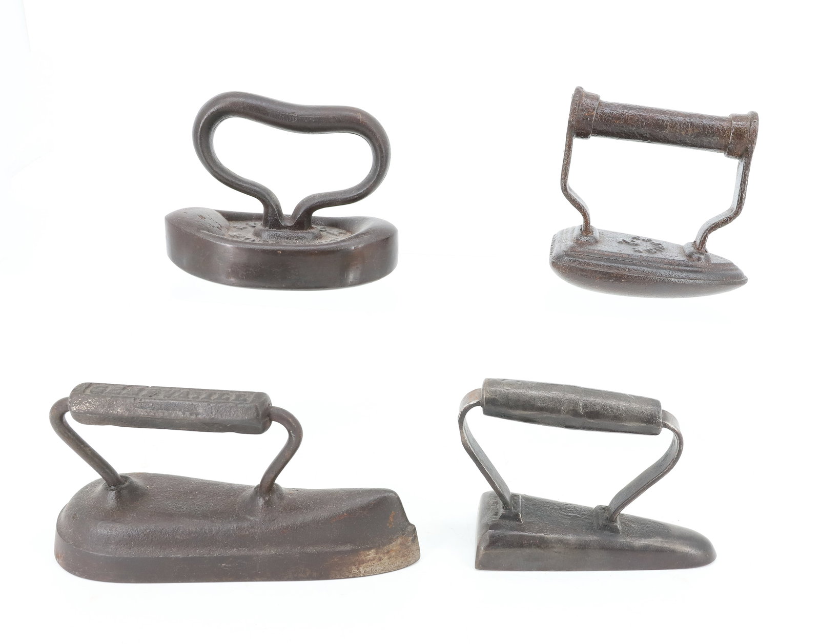 ANTIQUE PRESSING IRON LOT (1 of 6)