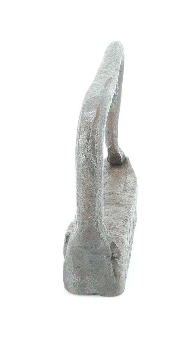 SMALL SIZE PRIMITIVE TAILOR IRON - 2