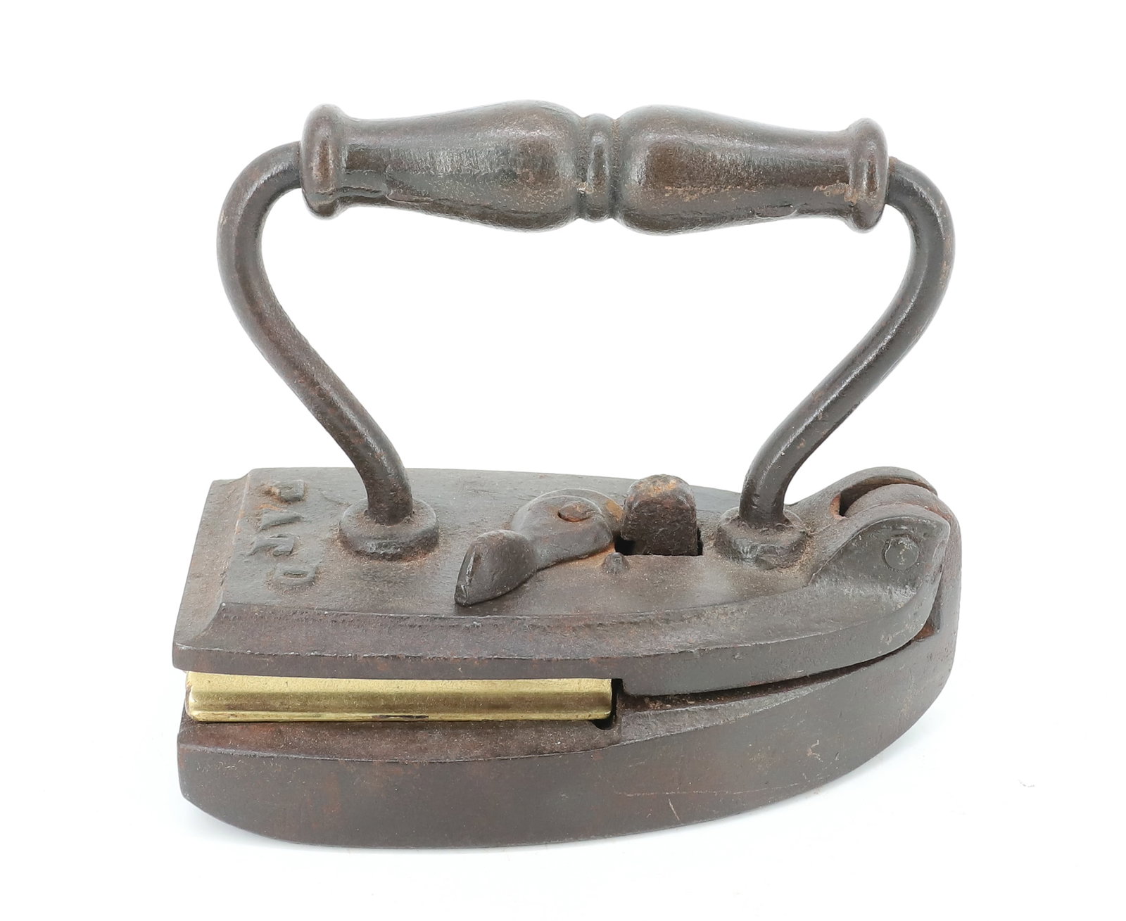 CHAS. MONROE COMBINATION IRON: SMOOTHER / FLUTER WITH MIDDLE LATCH. BRASS PLATES. PAT. 1870. 6" L. PLEASE READ CAREFULLY - ITEMS MUST BE PAID FOR THROUGH LIVE AUCTIONEERS OR WITH CASH OR CHECK IN PERSON - Terms for Purchasing and
