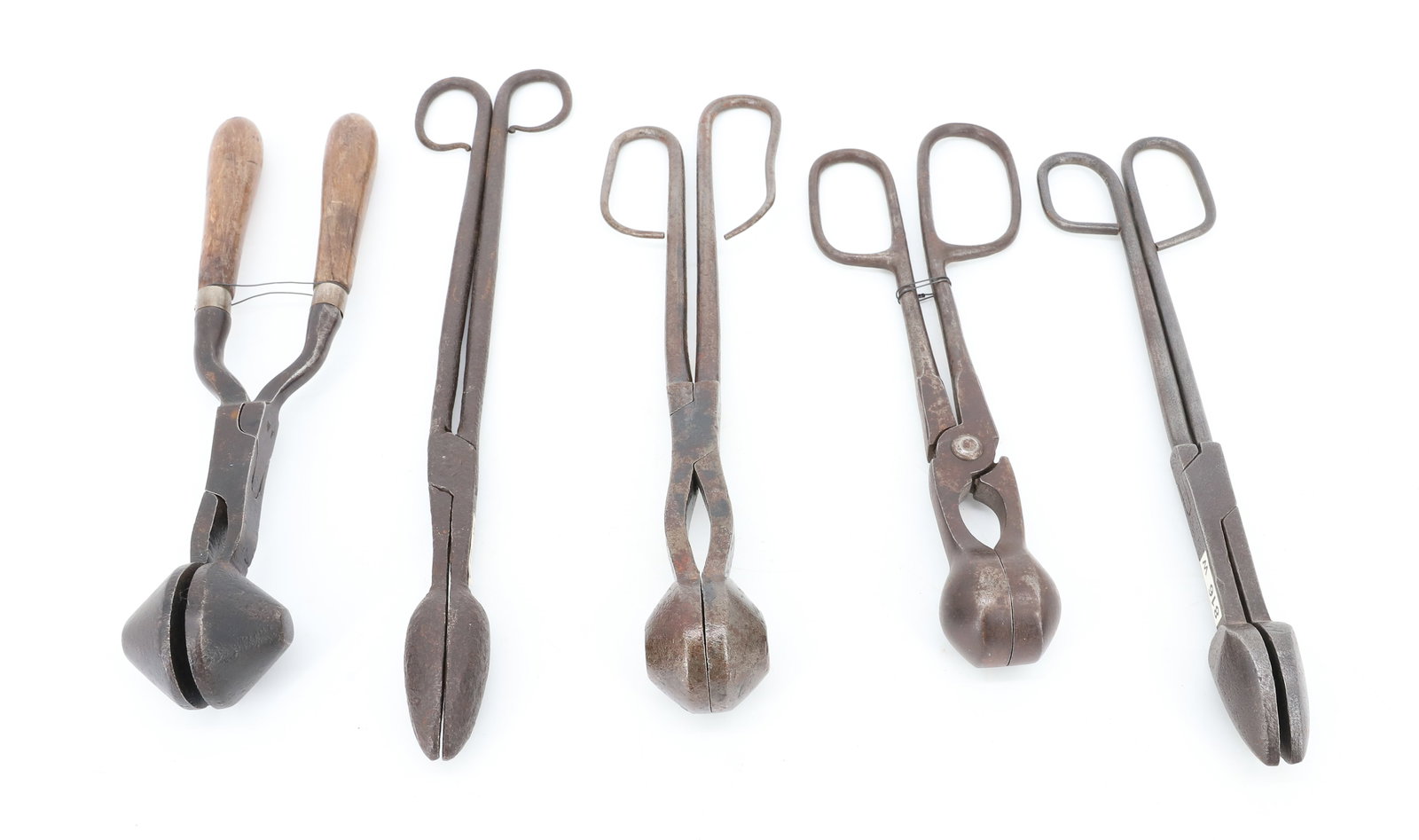 LOT OF BALL CURLING / CRIMPING IRONS: (5) IRONS. 9 1/2" TO 11 1/2" LENGTHS. PLEASE READ CAREFULLY - ITEMS MUST BE PAID FOR THROUGH LIVE AUCTIONEERS OR WITH CASH OR CHECK IN PERSON - Terms for Purchasing and Shipping of Auction Items.
