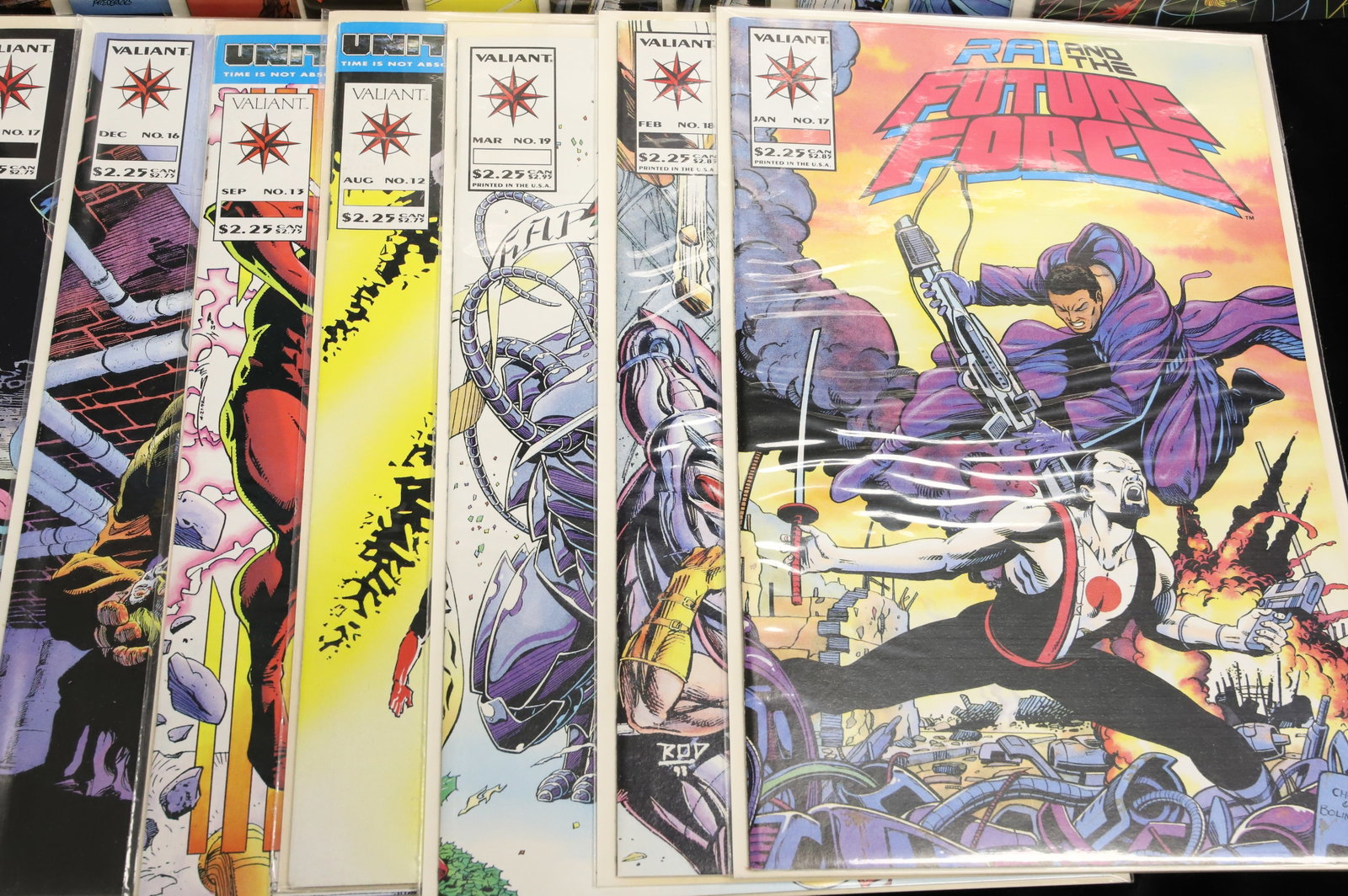 (19) Valiant comic books - 5