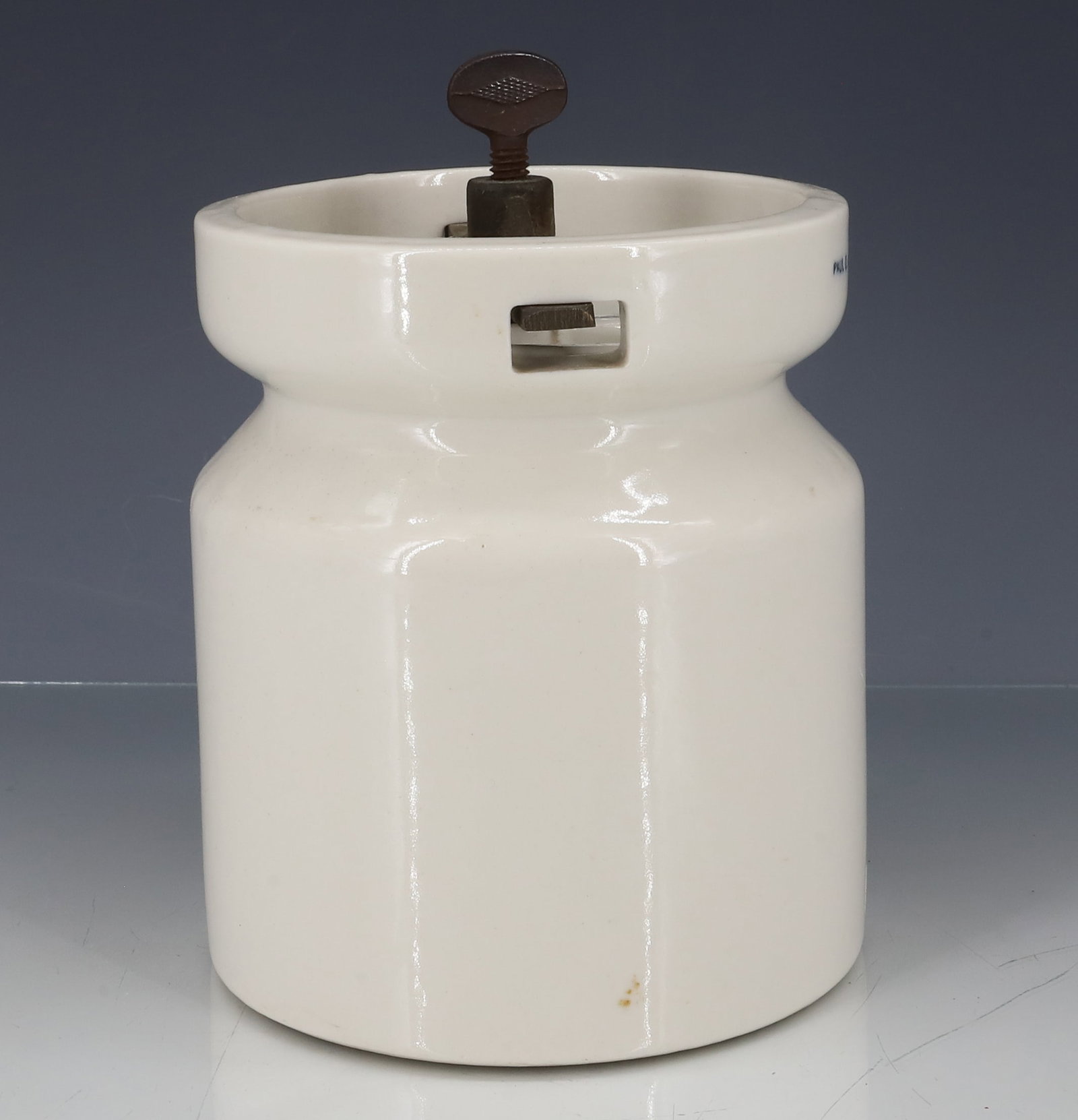 STONEWARE LIDDED CONTAINER - 2