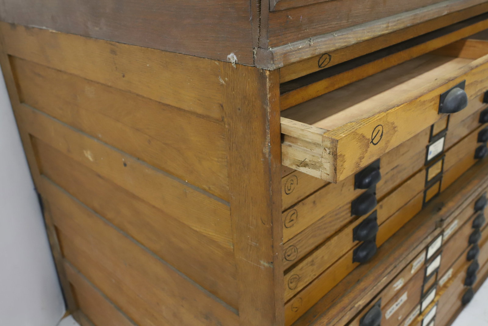 OAK MULTI DRAWER CABINET - 4