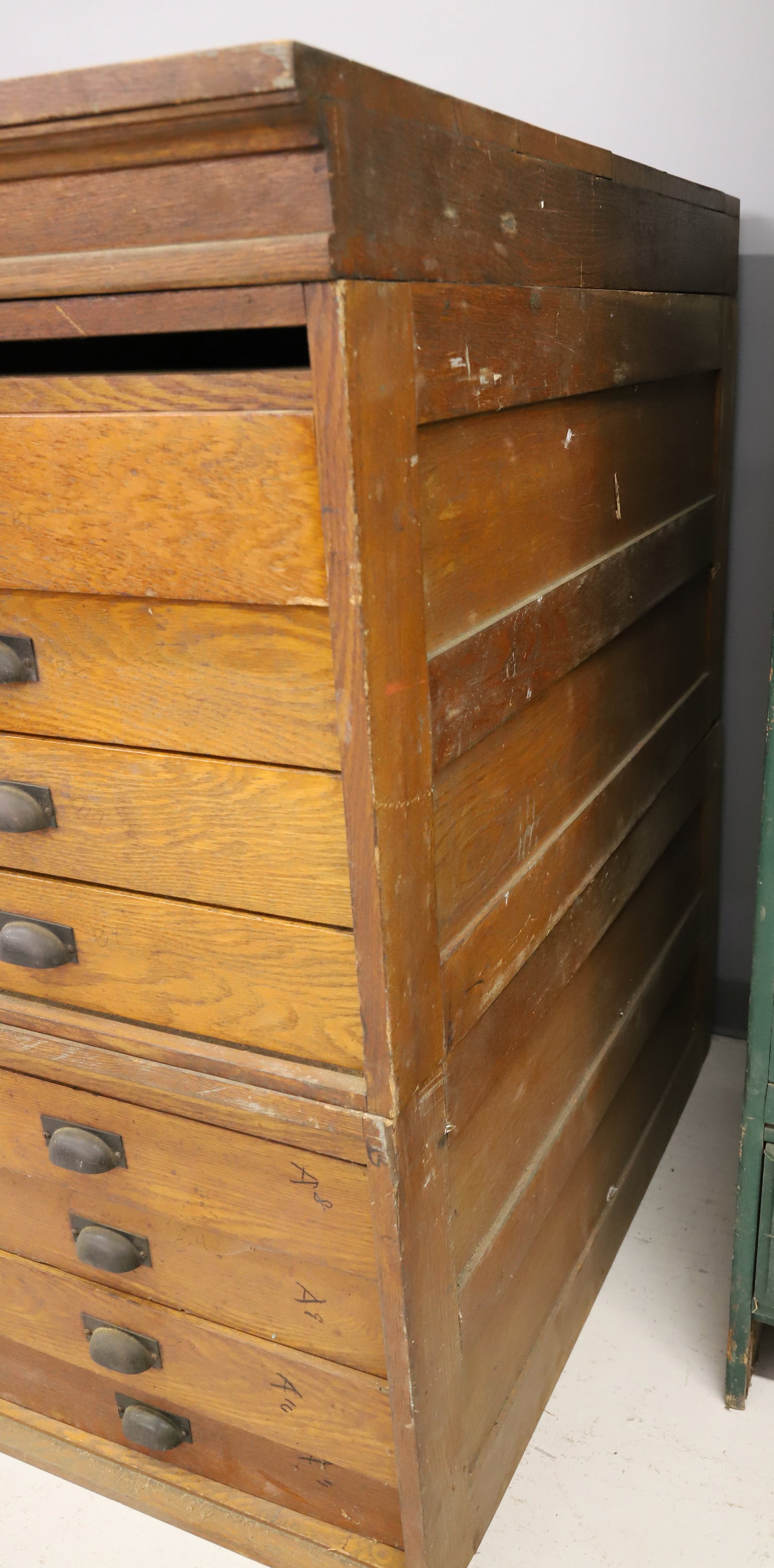 OAK MULTI DRAWER CABINET - 6