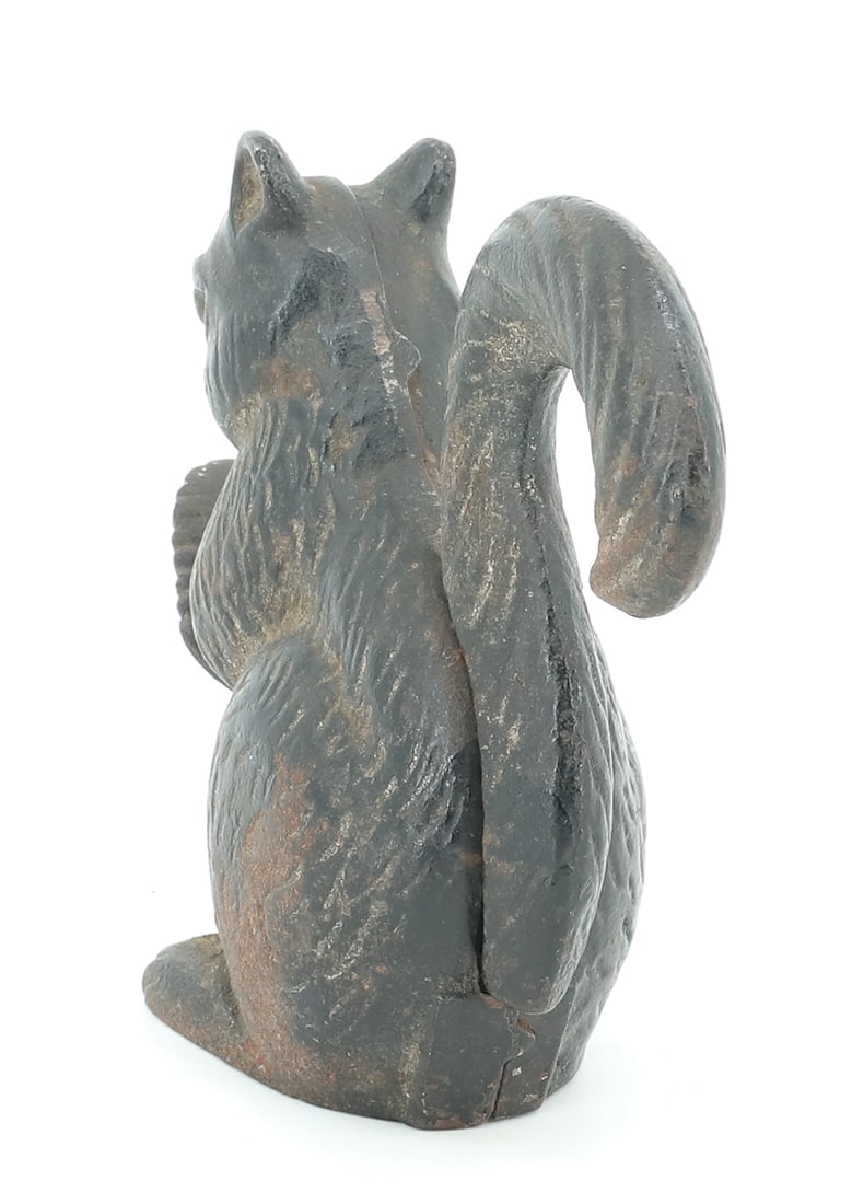 CAST IRON SQUIRREL NUTCRACKER - 4