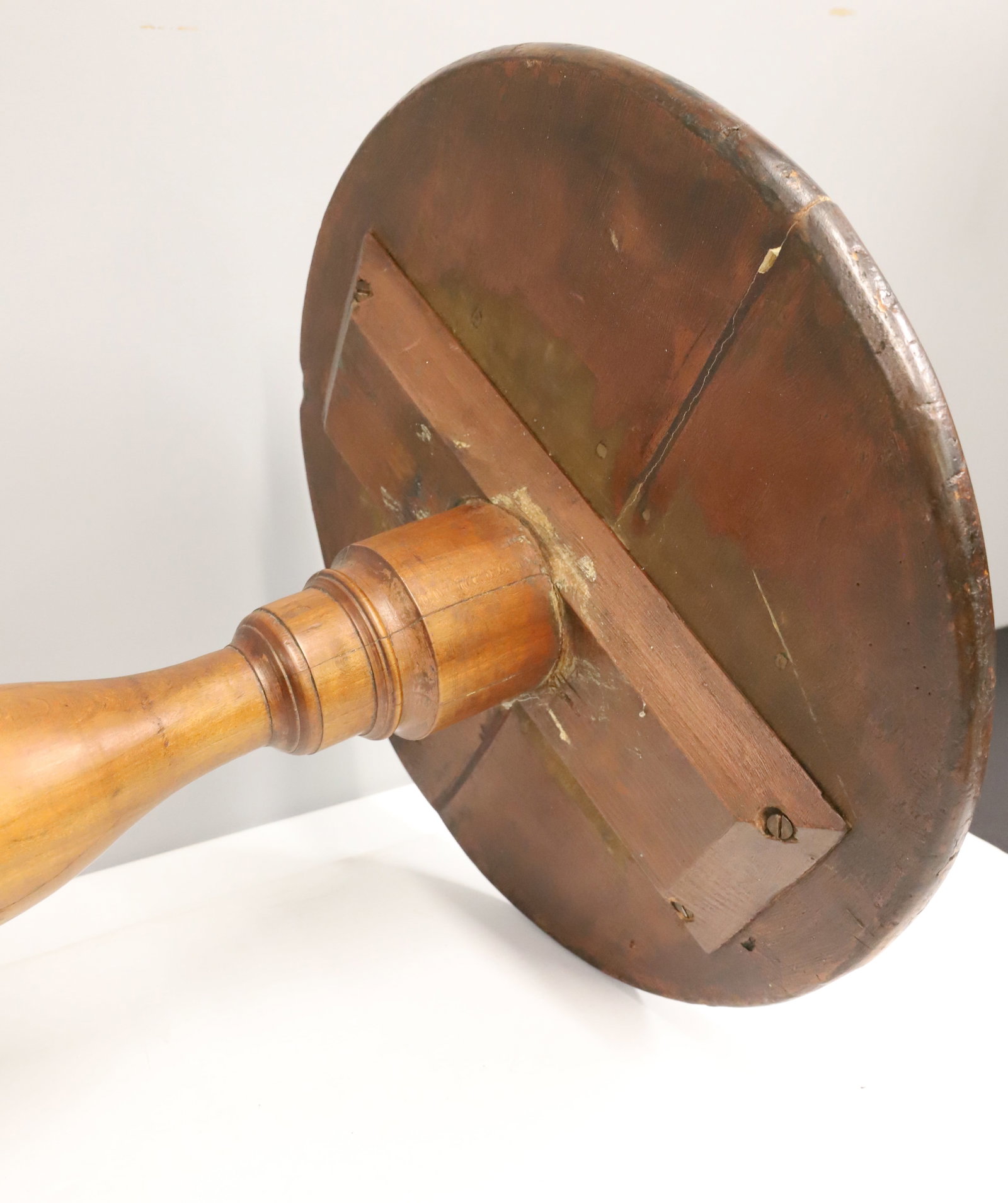 19TH C. ROUND CANDLE STAND - 8