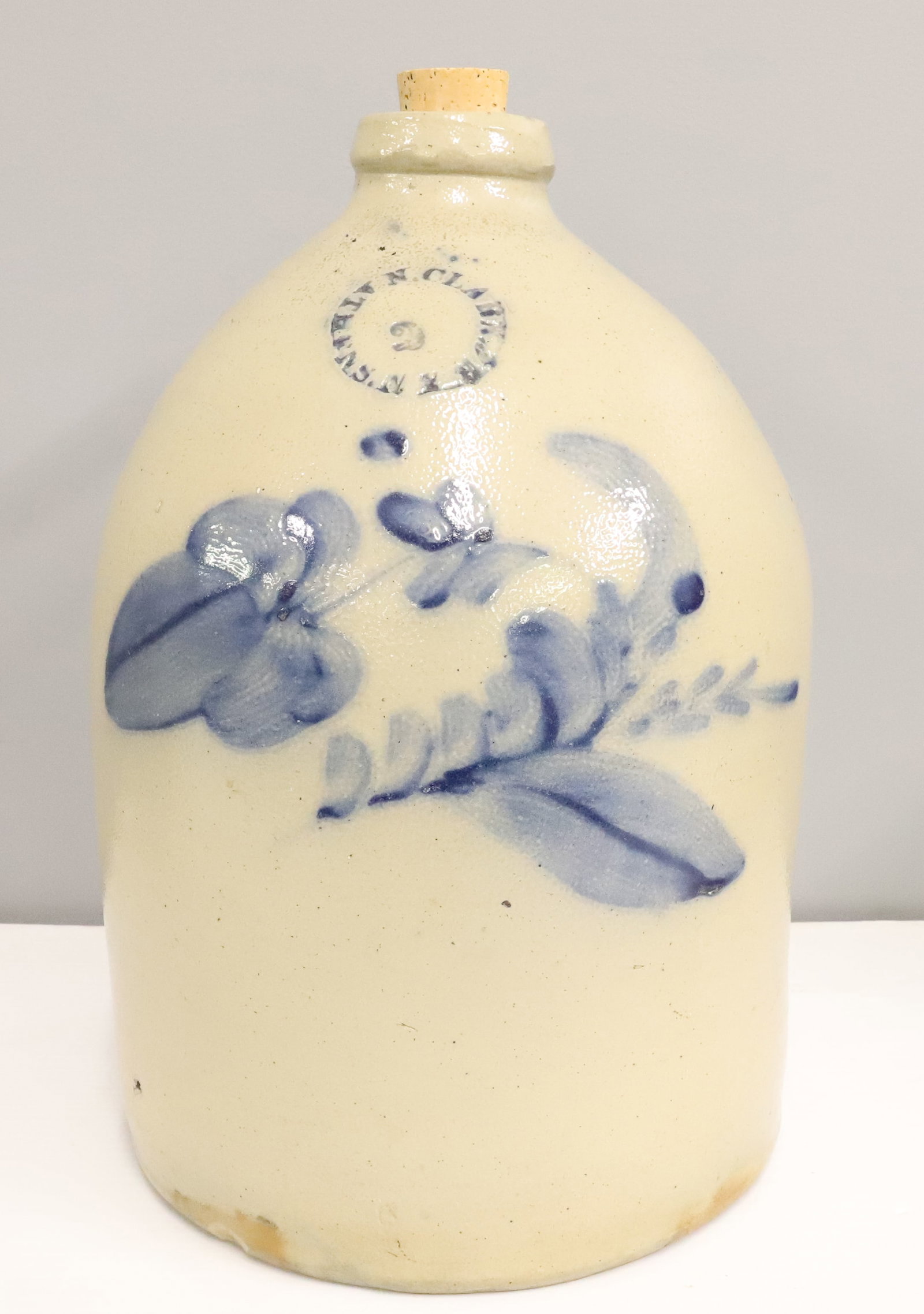 2 GALLON BLUE DECORATED JUG (1 of 6)