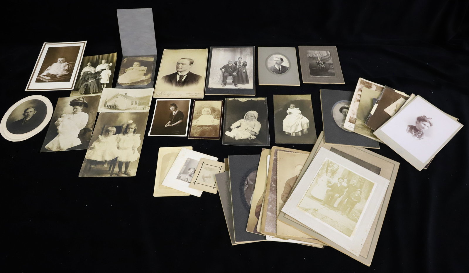 LOT OF HAMILTON, TWP, PA PHOTOGRAPHS / PAPER (1 of 5)