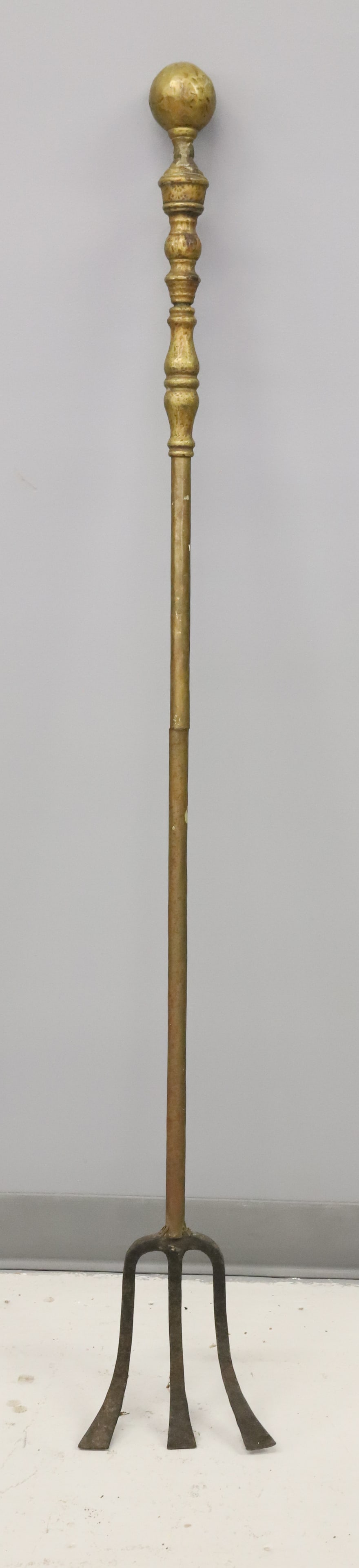 LARGE BRASS / IRON FIREPLACE POKER (1 of 7)
