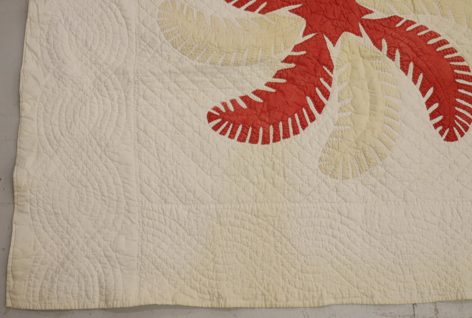 ANTIQUE HAND STITCHED FEATHER PATTERN QUILT - 2