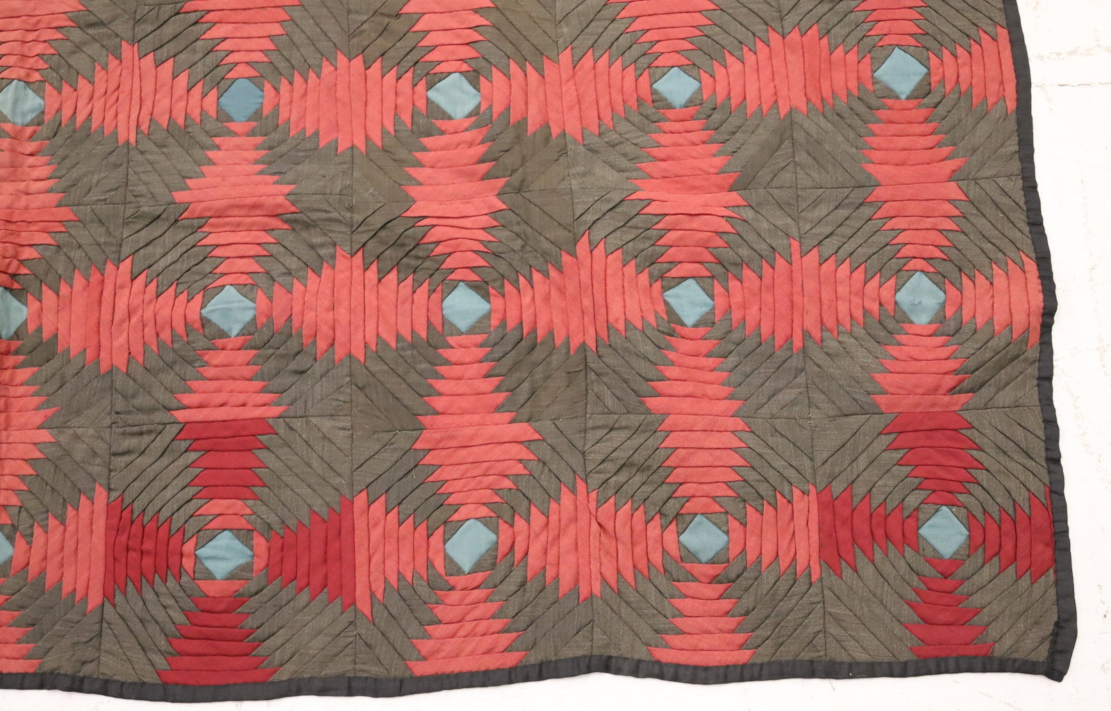 19TH C. HANDMADE "WINDMILL" QUILT - 3