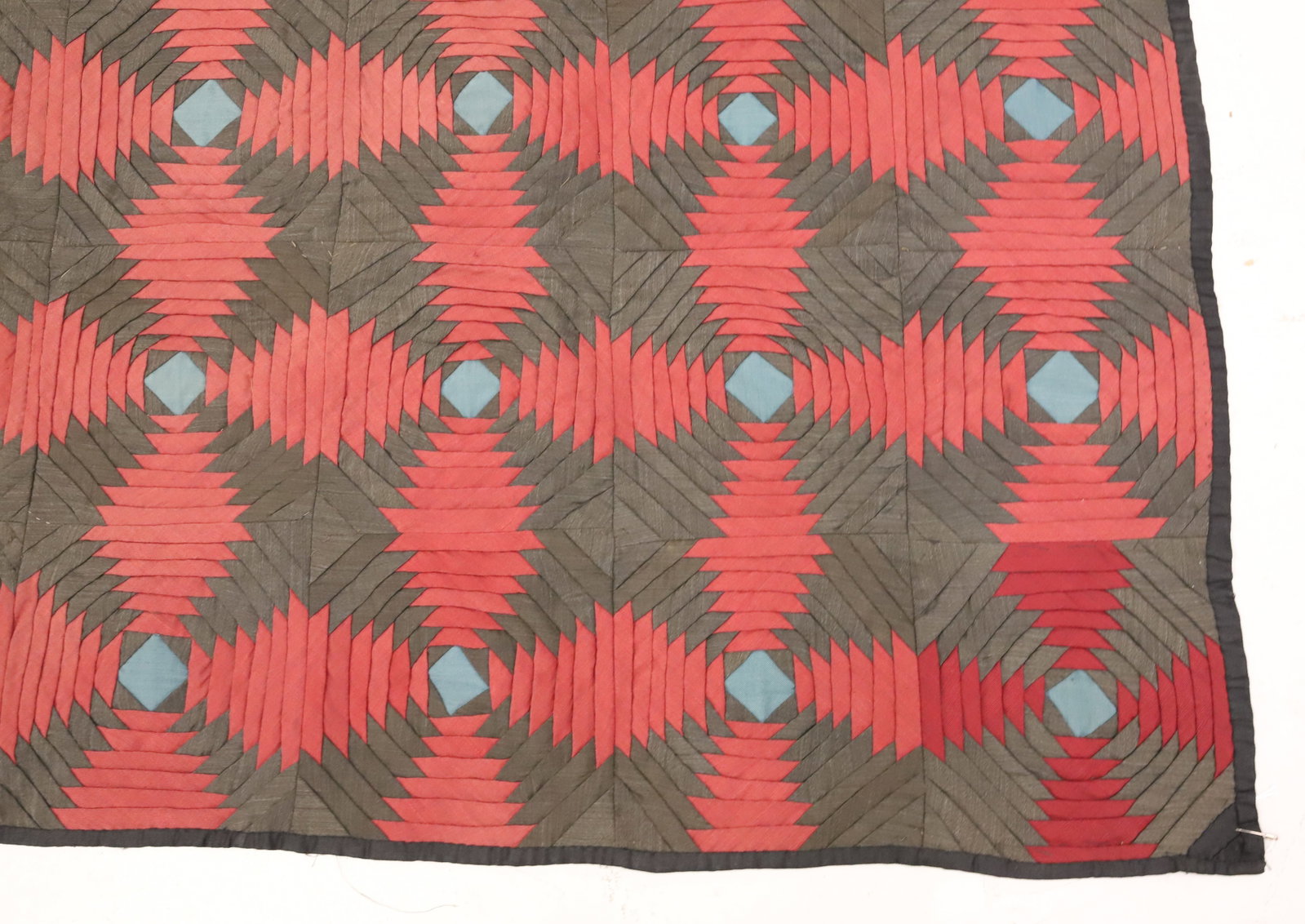 19TH C. HANDMADE "WINDMILL" QUILT - 4