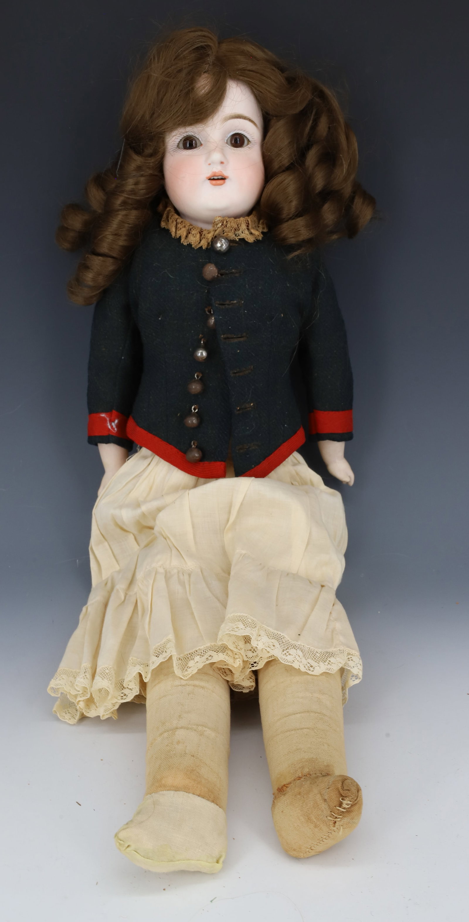 PORCELAIN BISQUE HEAD DOLL (1 of 7)