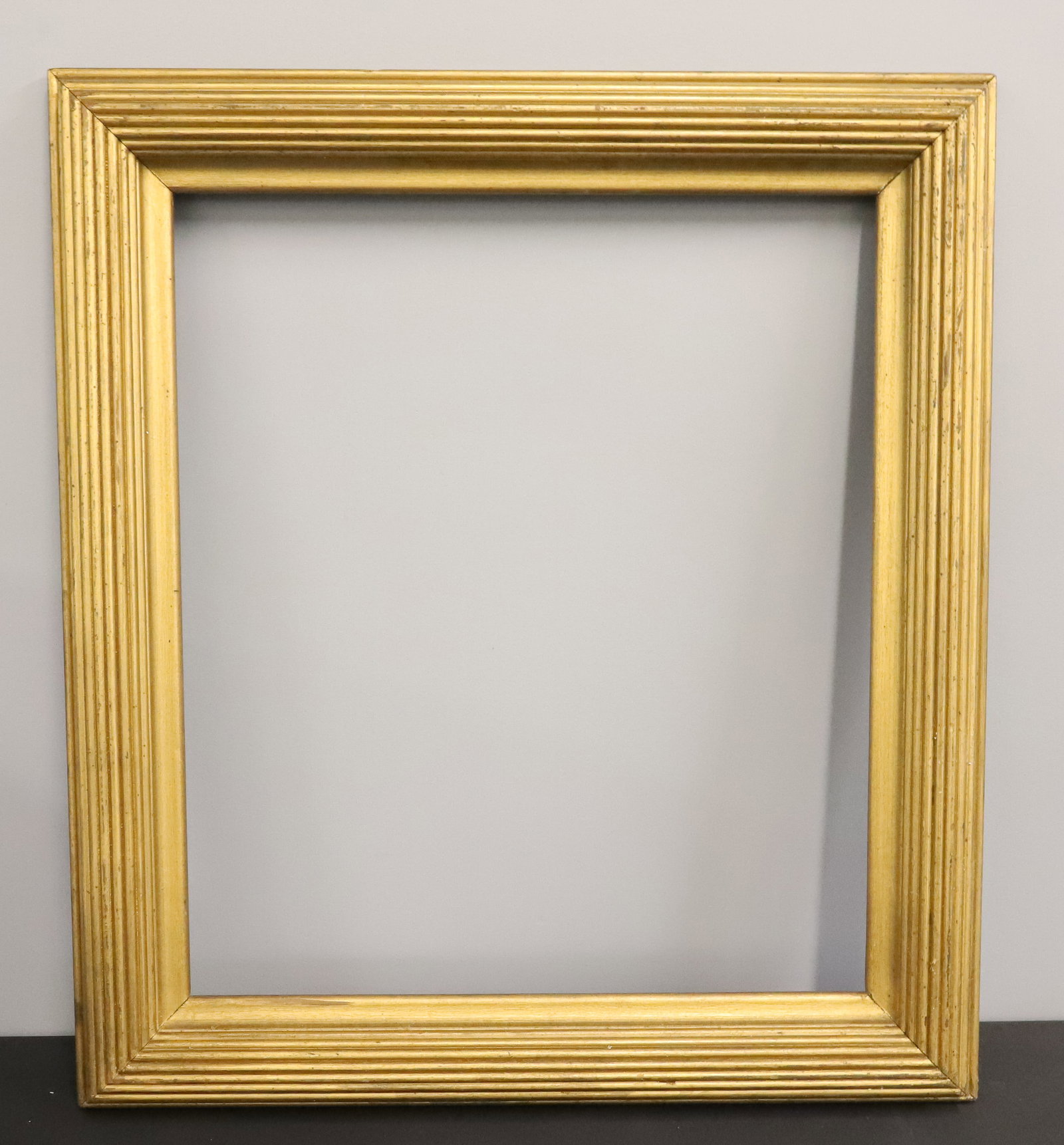 ANTIQUE GILT FRAME (1 of 6)