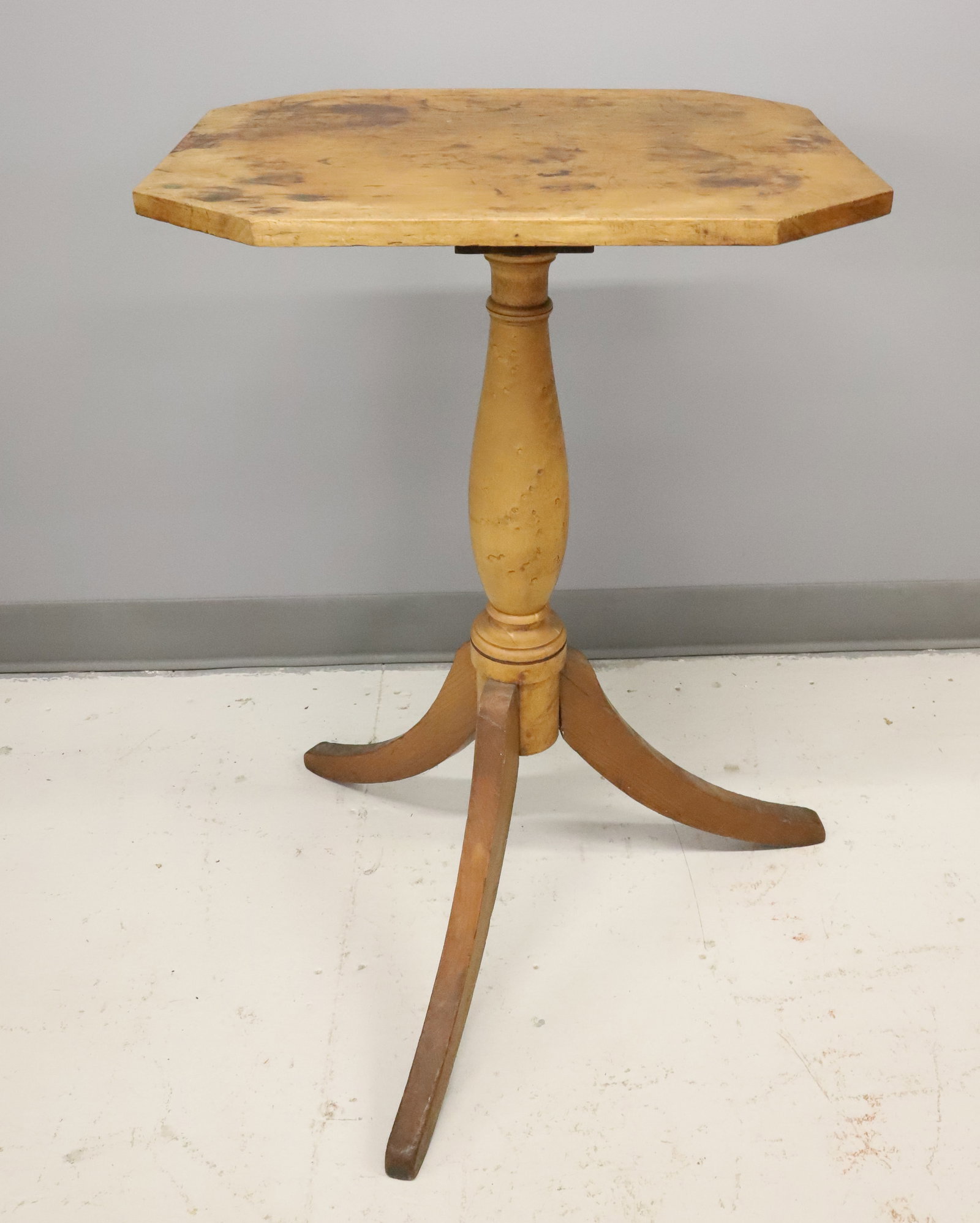 19TH C. CANDLE STAND - 4