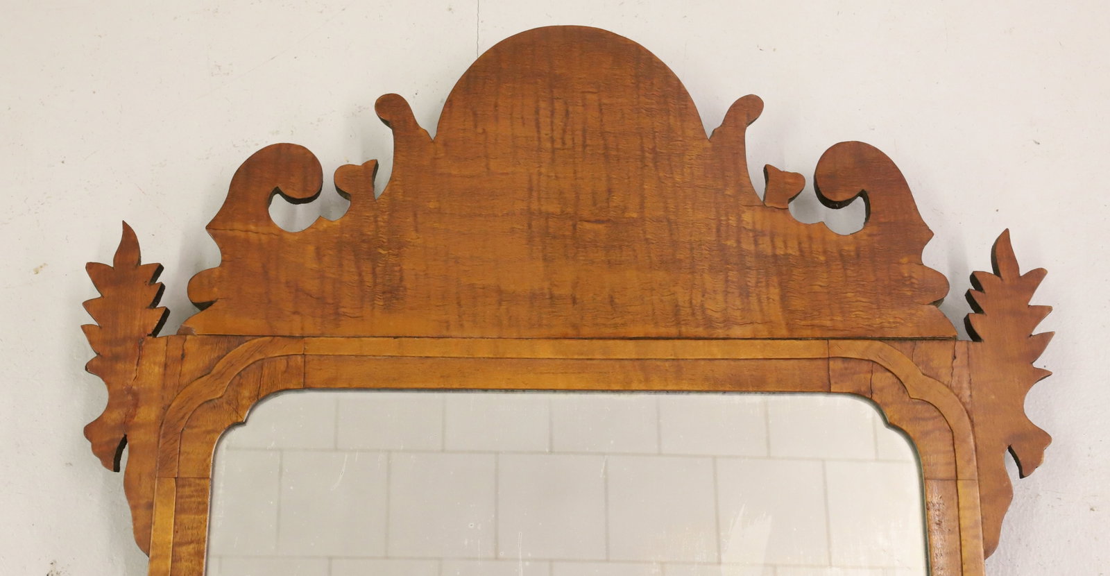 TIGER MAPLE CHIPPENDALE-STYLE MIRROR - 2