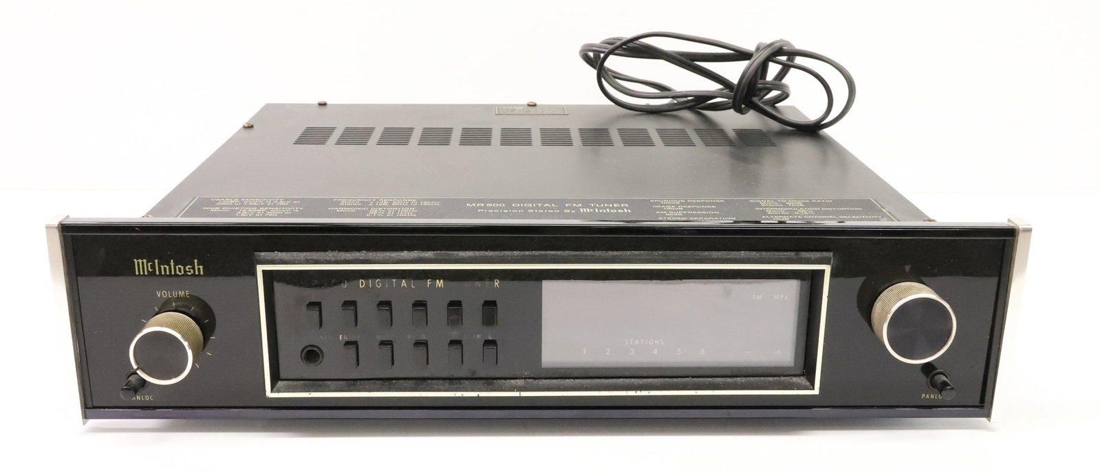 MCINTOSH DIGITAL TUNER: MCINTOSH STEREO DIGITAL FM TUNER MOD. MR 500 SER. NO. DF1118 PLEASE READ CAREFULLY - ITEMS MUST BE PAID FOR THROUGH LIVE AUCTIONEERS OR WITH CASH OR CHECK IN PERSON - Terms for Purchasing and Shipping