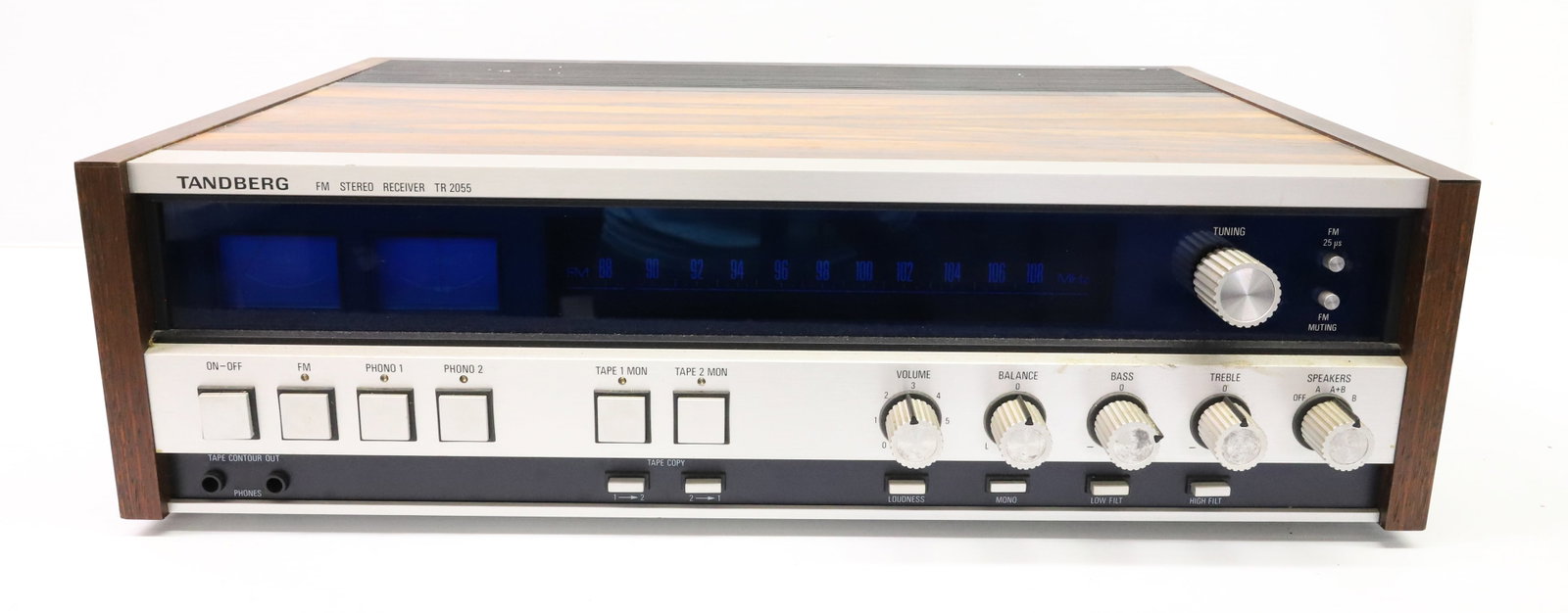 TANDBERG RECEIVER (1 of 4)
