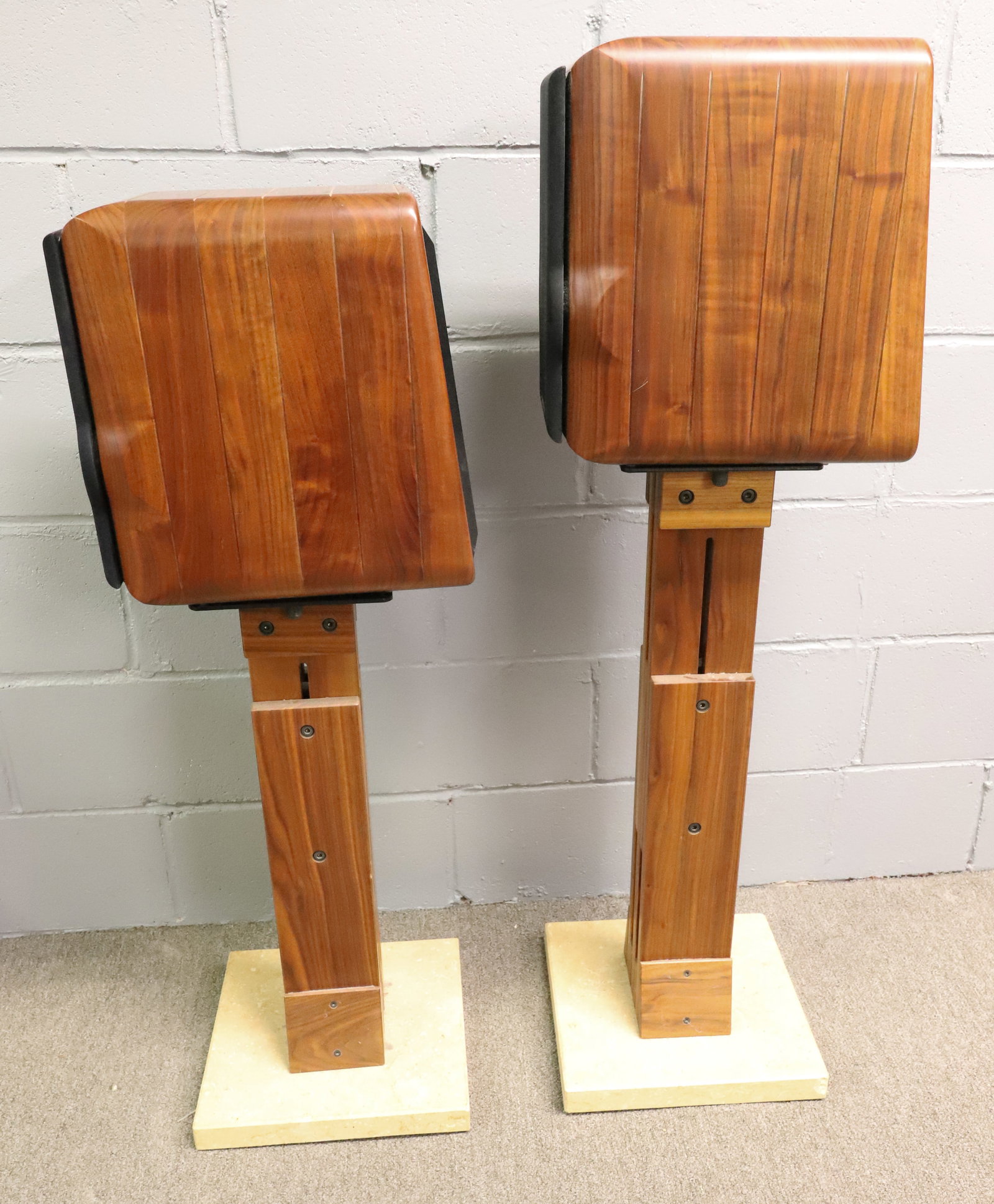 PAIR OF ELECTA SPEAKERS - 4