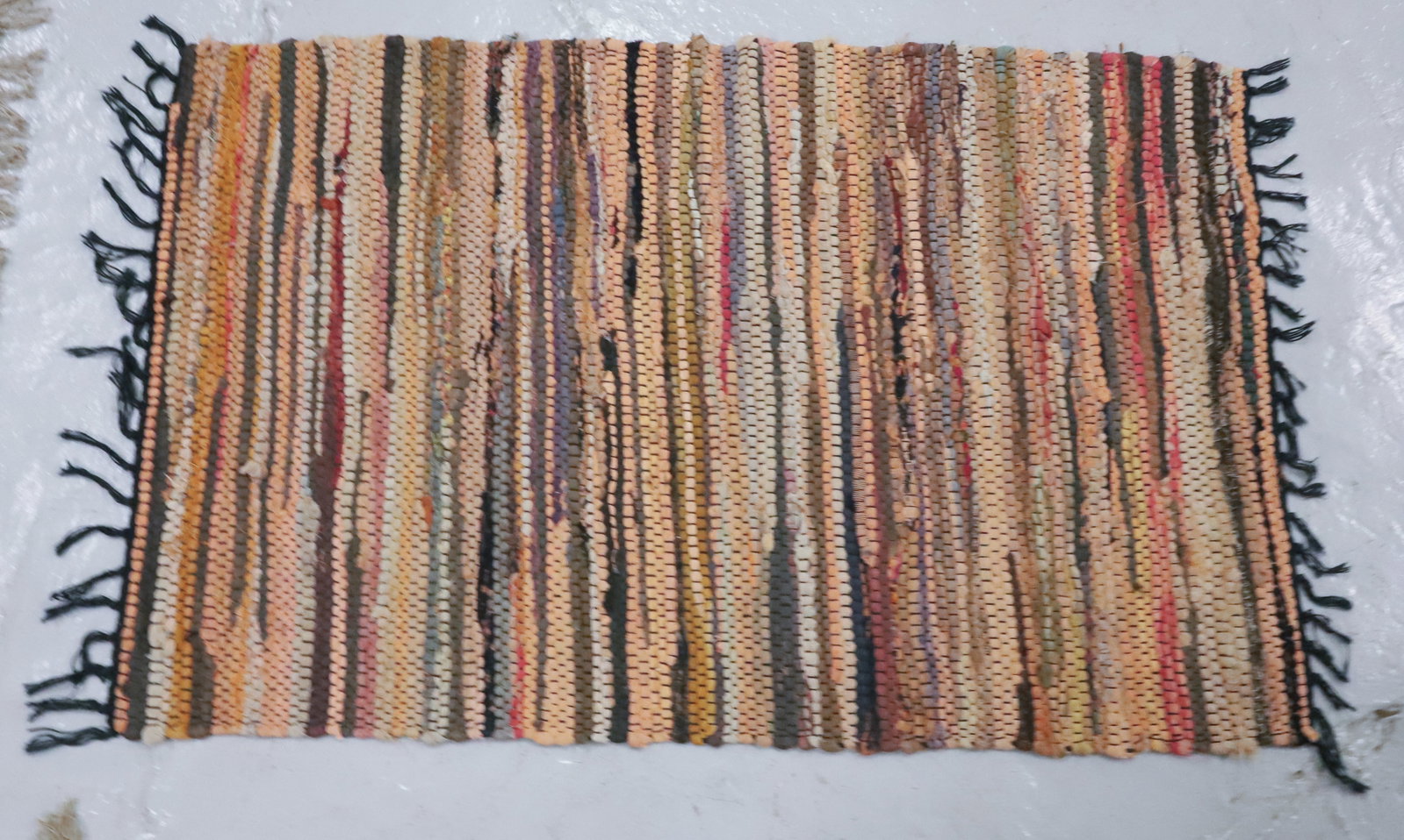 (4) RAG RUGS - 5