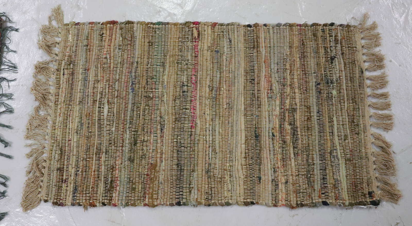 (4) RAG RUGS - 6