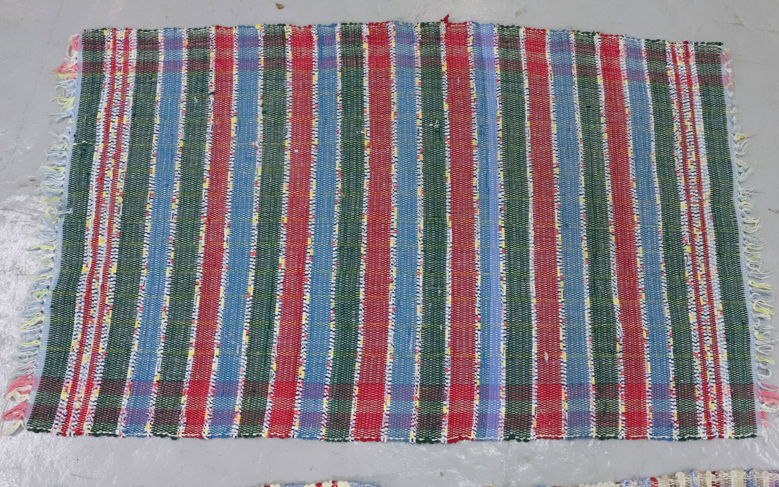 (4) RAG RUGS - 5