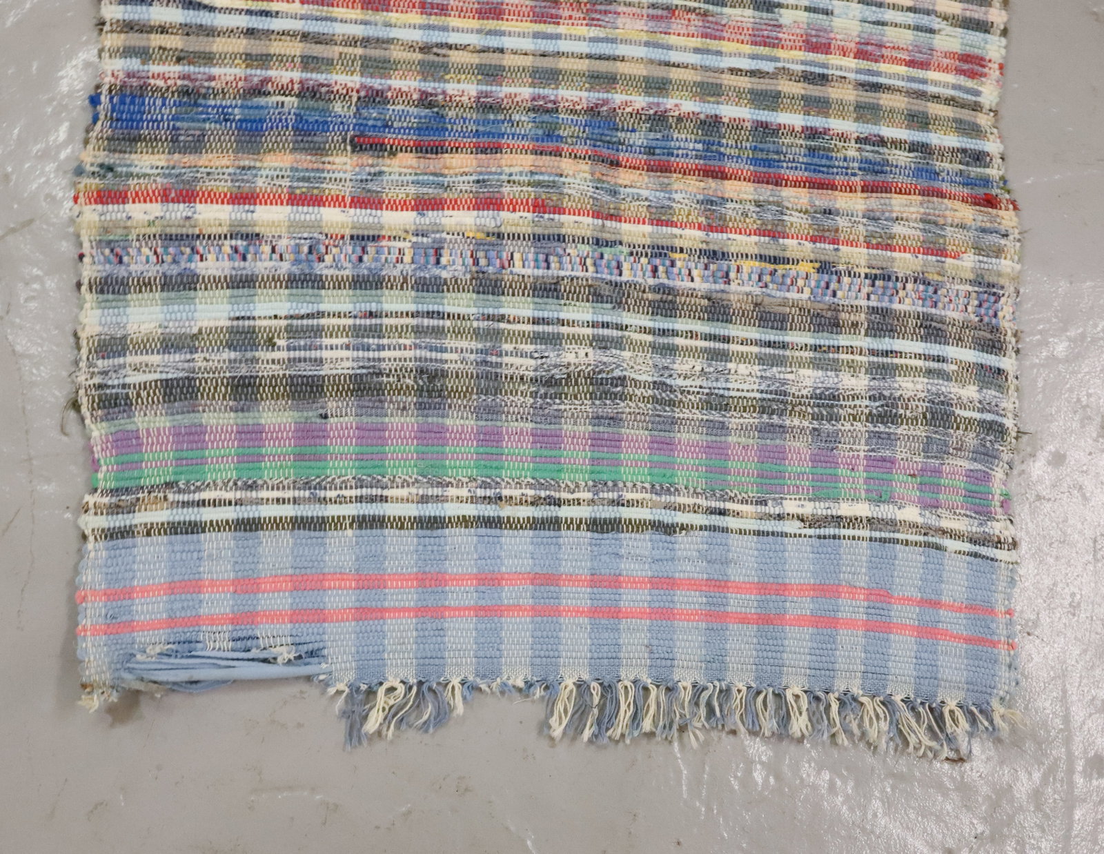 (4) RAG RUGS - 6