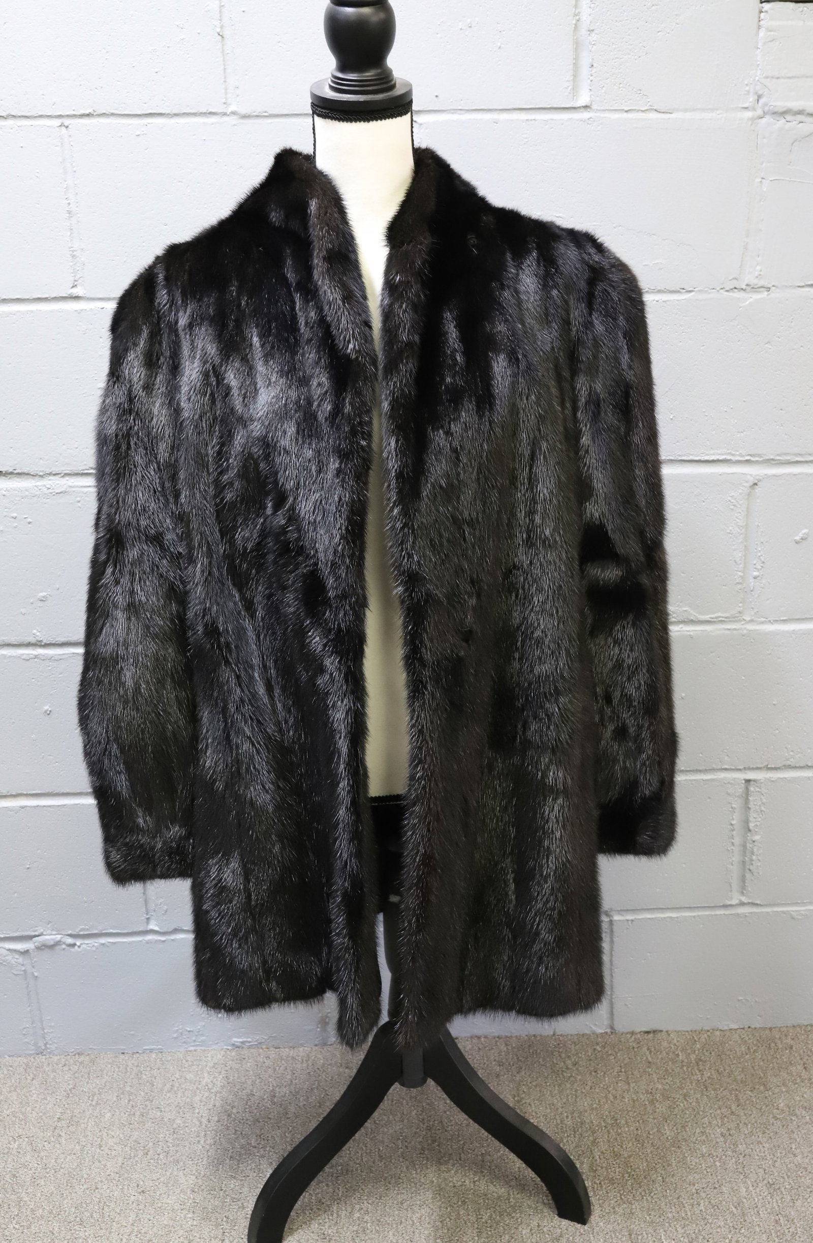 VINTAGE MINK FUR COAT (1 of 5)