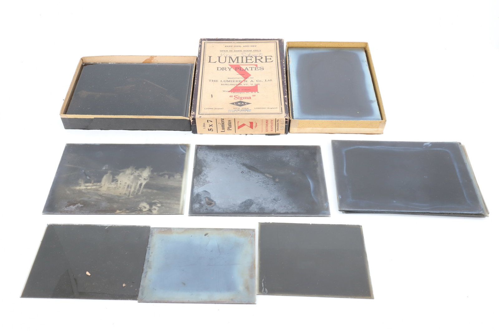 LOT OF ANTIQUE GLASS NEGATIVES (1 of 7)