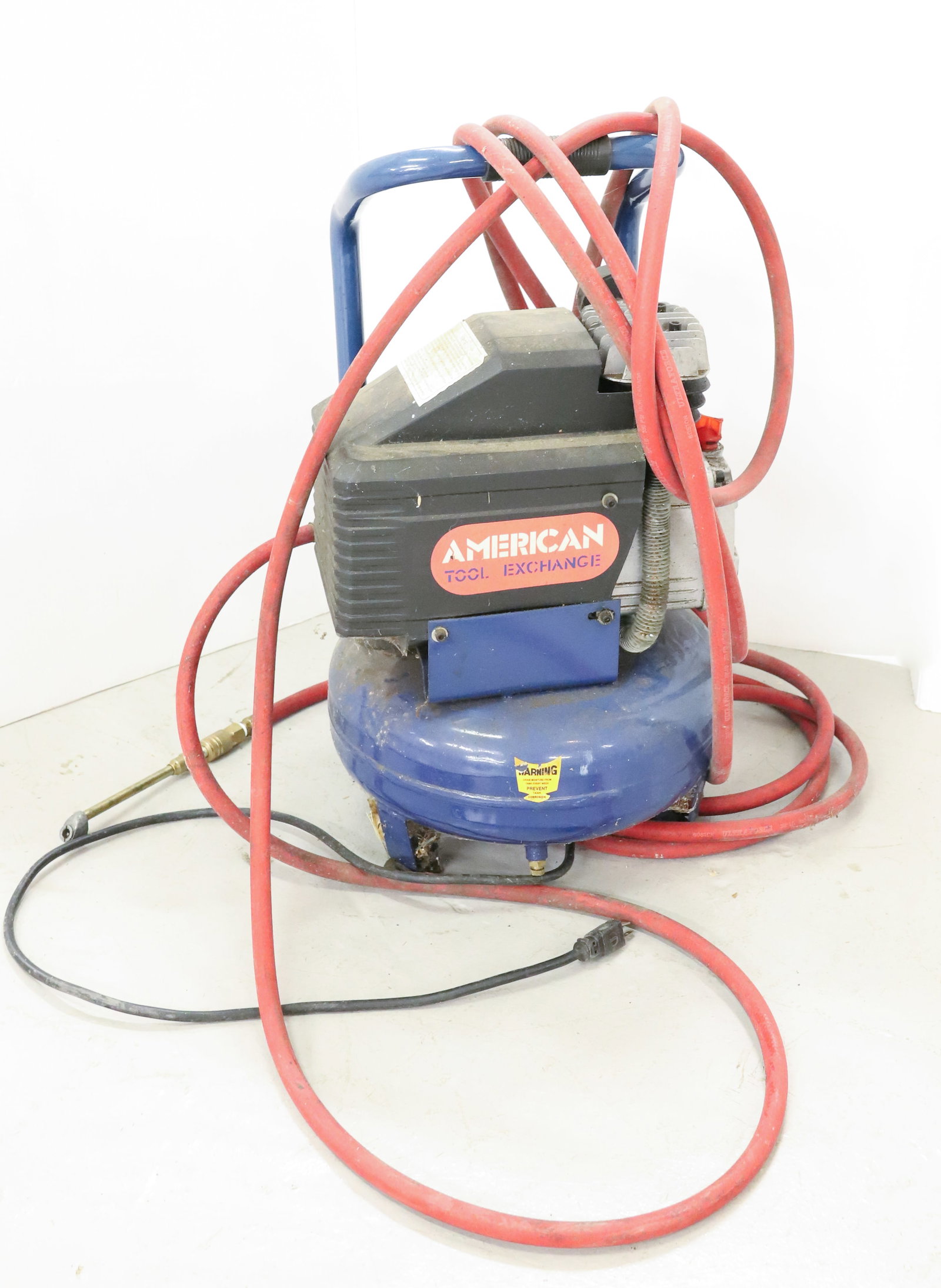 AMERICAN TOOL EXCHANGE AIR COMPRESSOR: PORTABLE. WORKING ORDER.