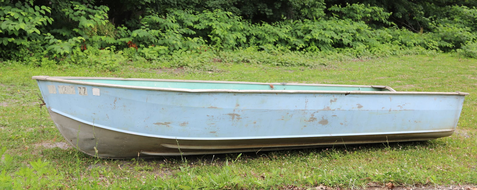 DURANAUTIC ALUMINUM FISHING BOAT: 16 FOOT ALUMINUM FISHING BOAT, V BOTTOM
