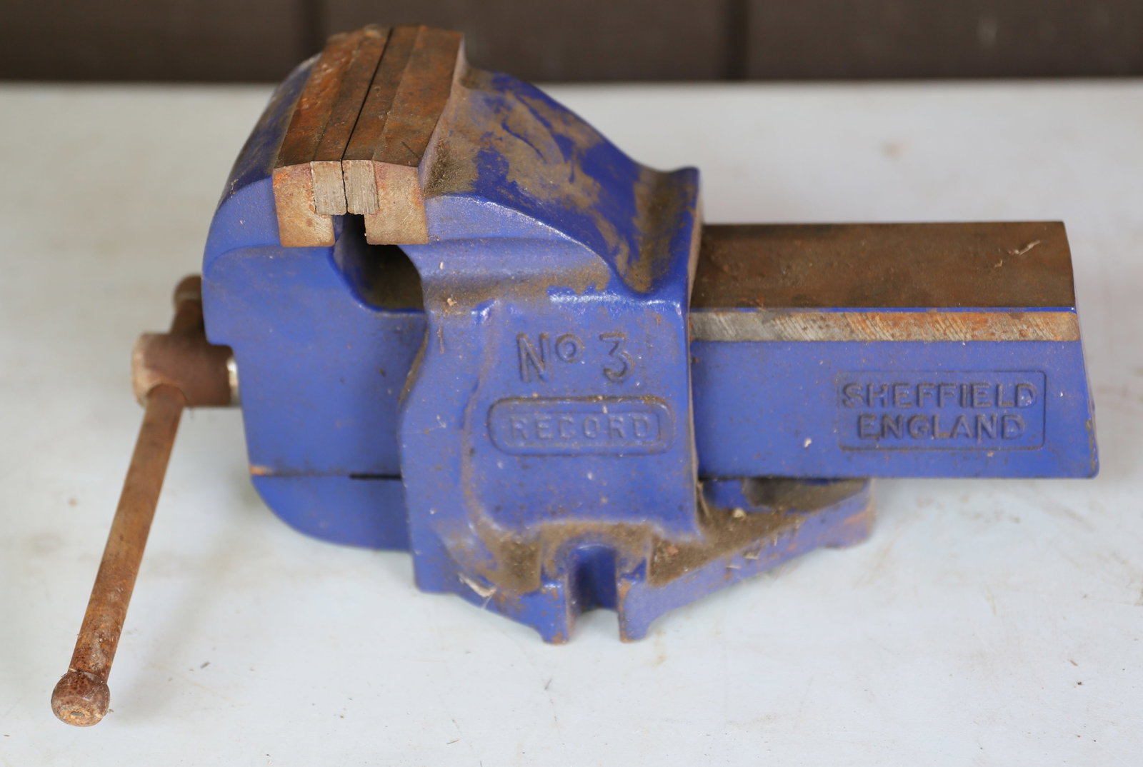 RECORD BENCH VISE - 2