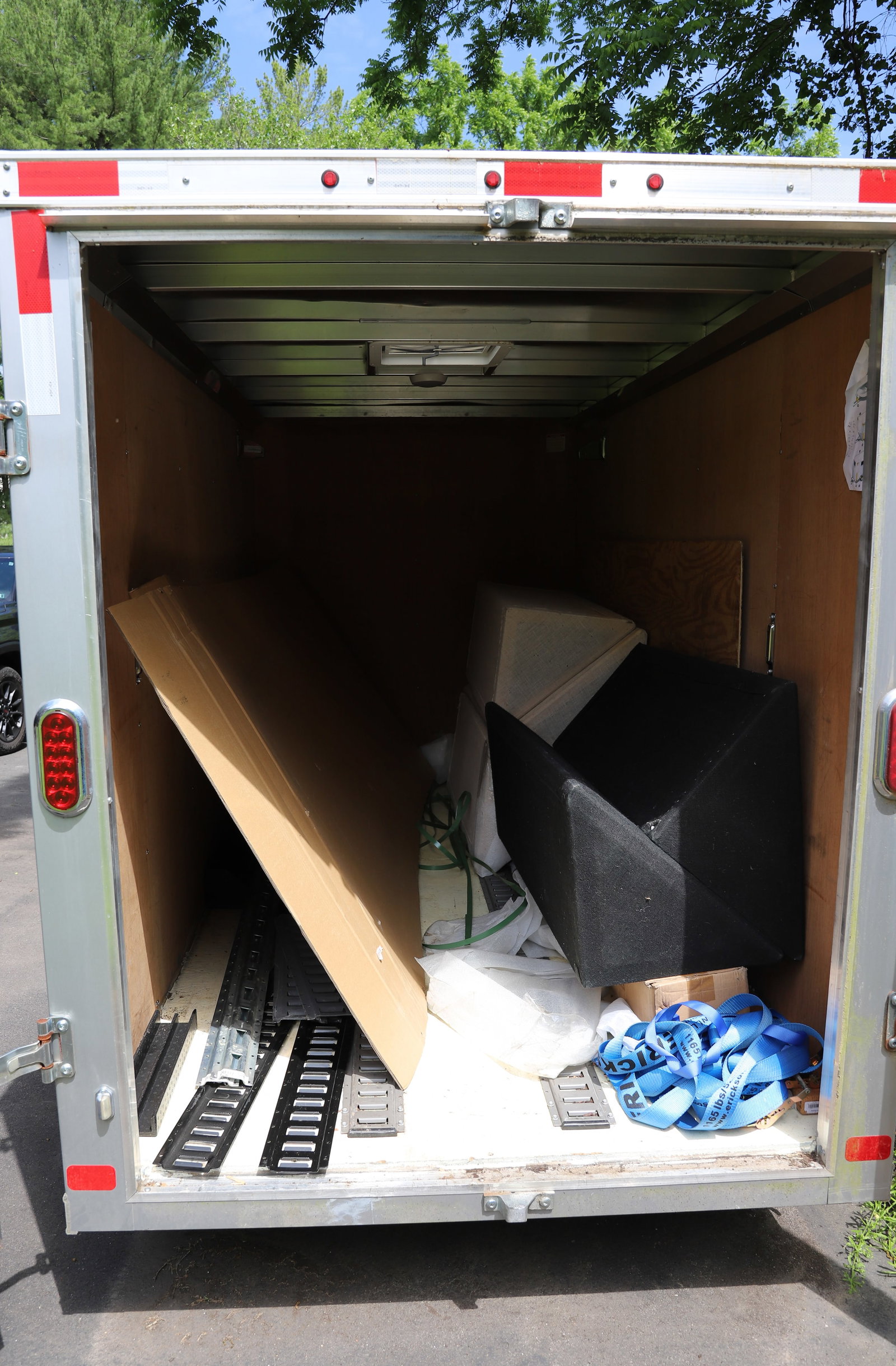 2016 ENCLOSED TRAILER - 4
