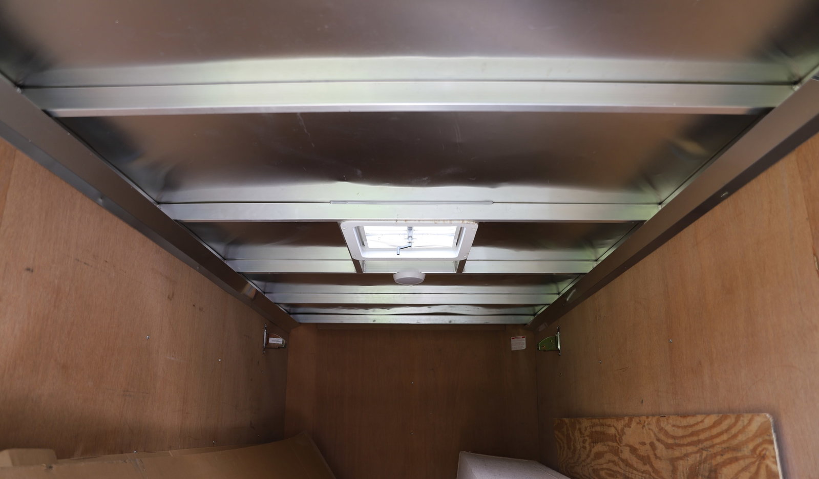 2016 ENCLOSED TRAILER - 5