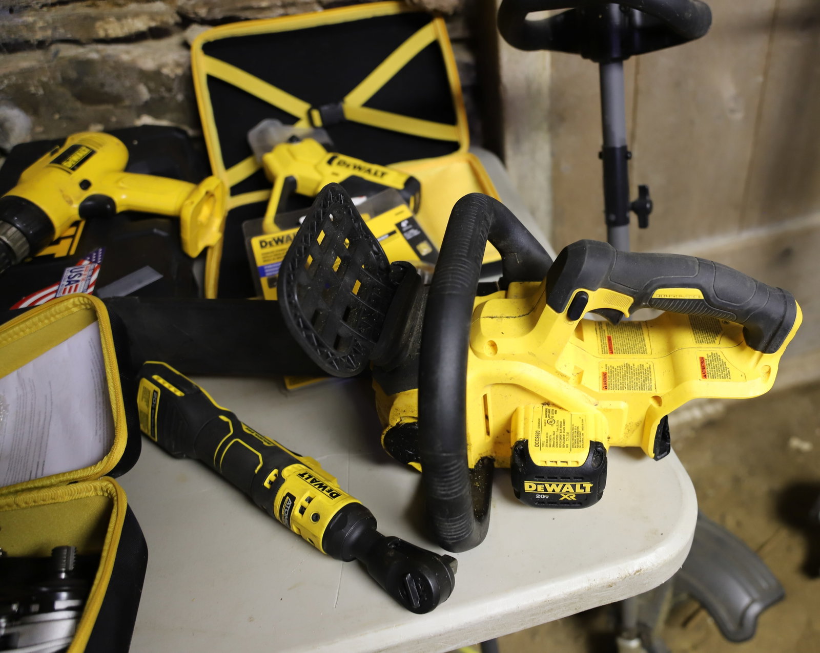 SIX DEWALT TOOLS - 4