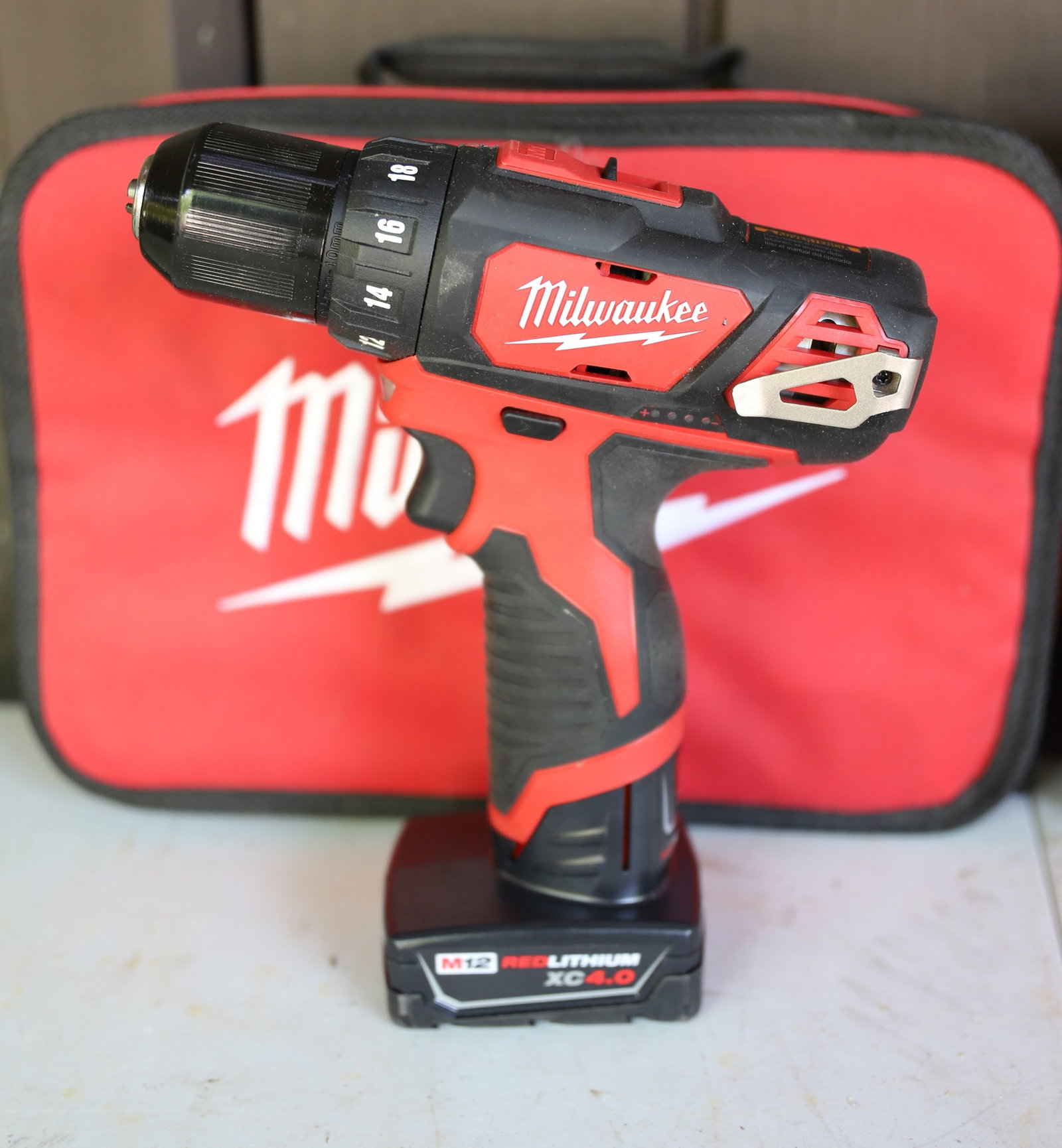 MILWAUKEE TOOLS - 4