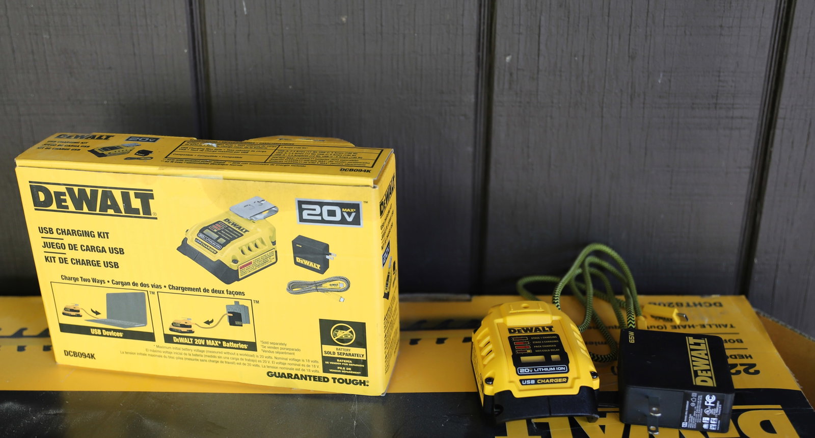 DEWALT TRIMMER - 2