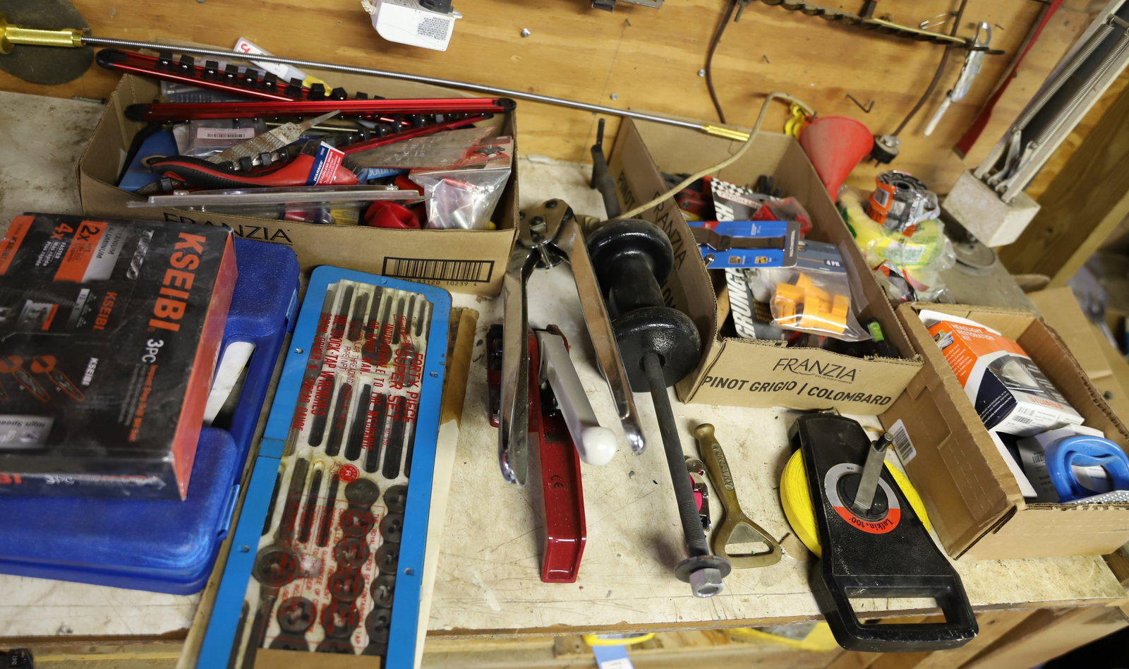 LOT OF TOOLS (1 of 5)