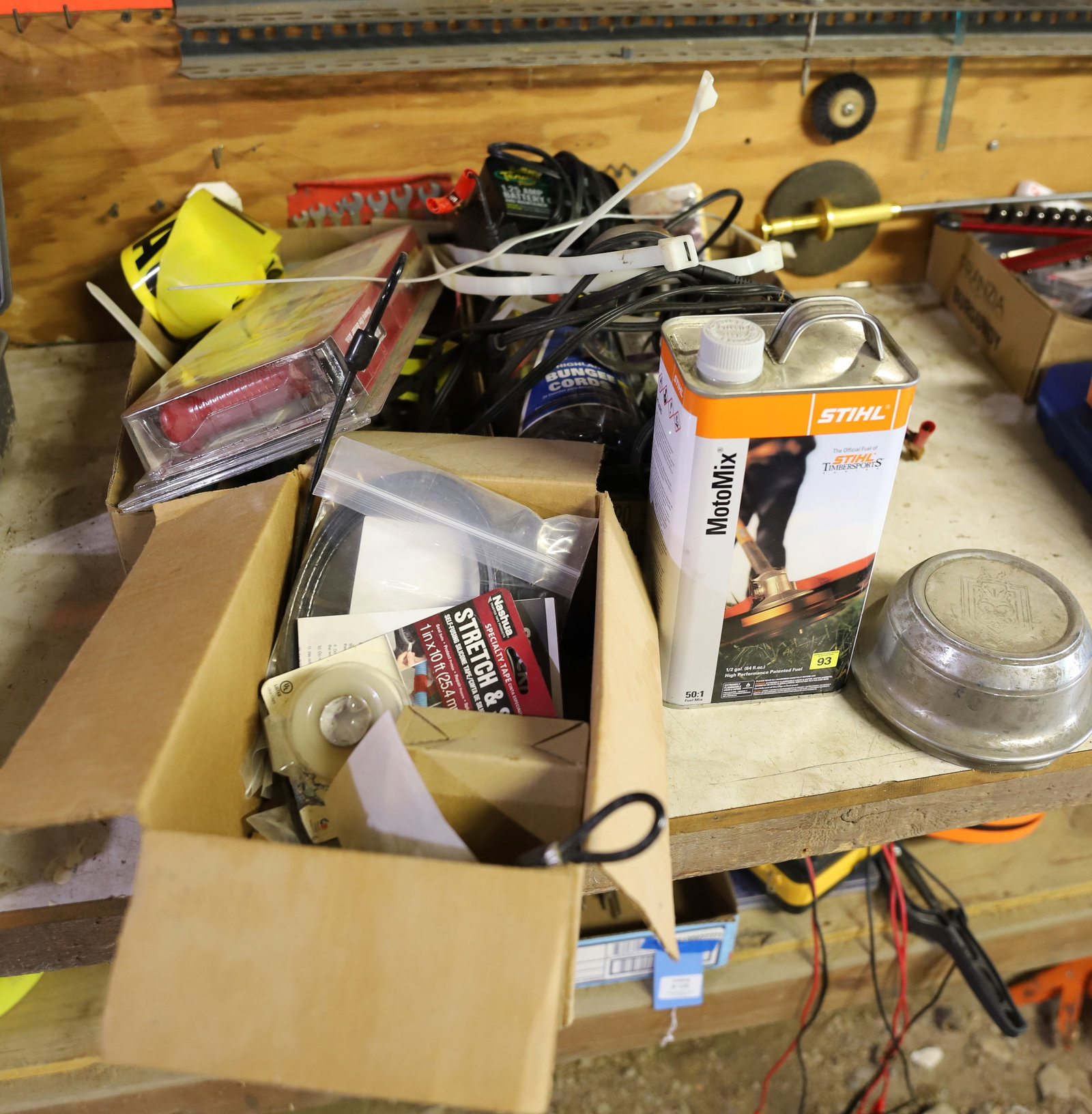 LOT OF ITEMS (1 of 4)