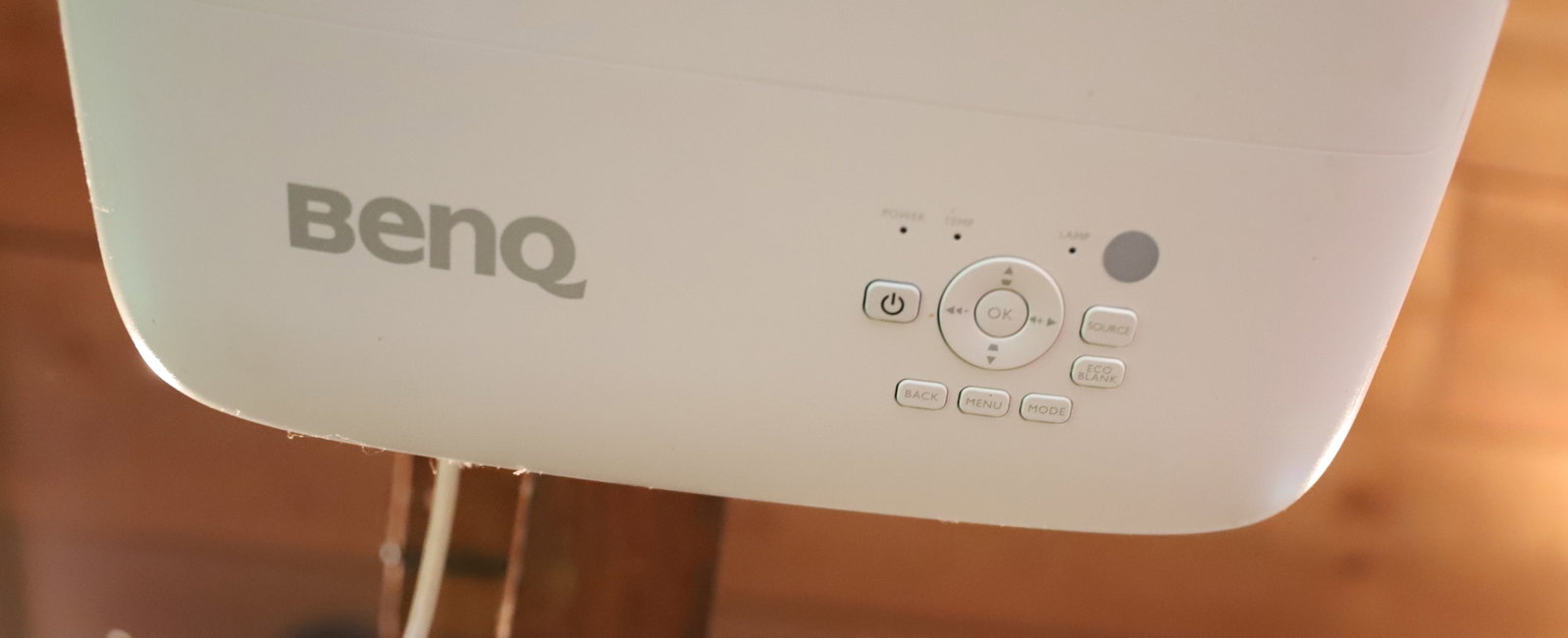 BENQ PROJECTOR WITH SCREEN - 2