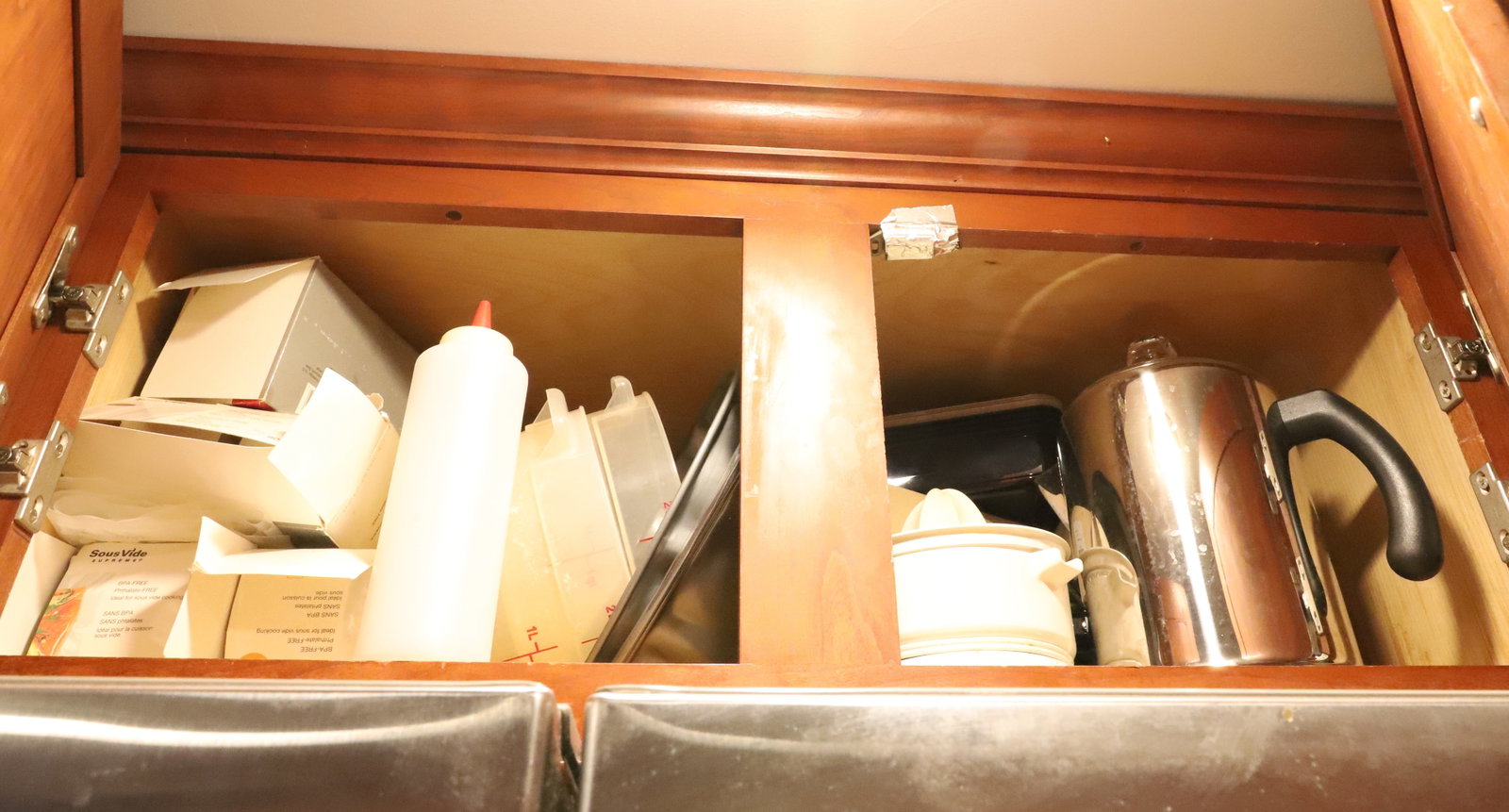 LARGE KITCHEN ITEMS - 11