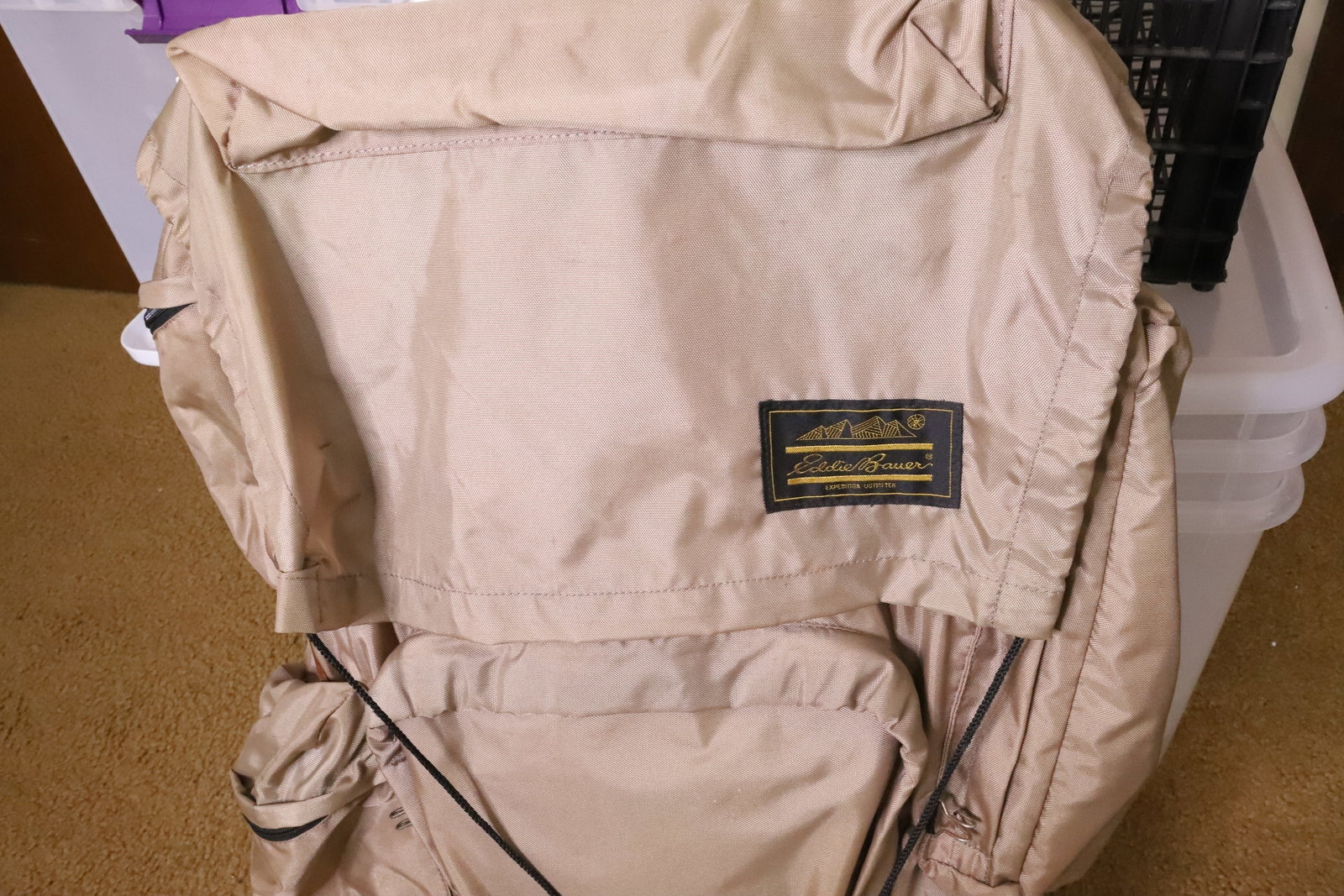 STORAGE BOXES, BACKPACK AND MORE - 2